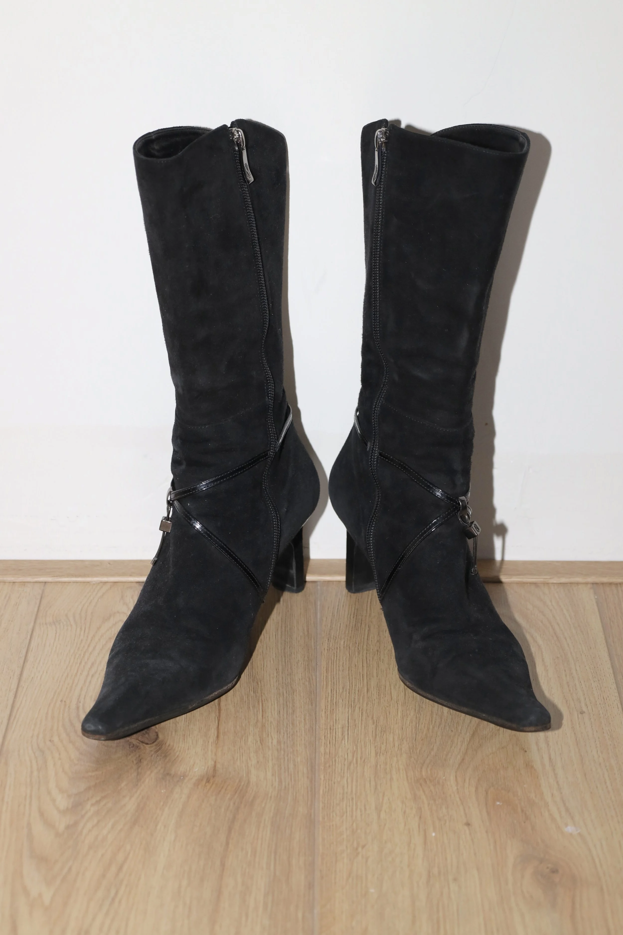MID CALF BOOTS