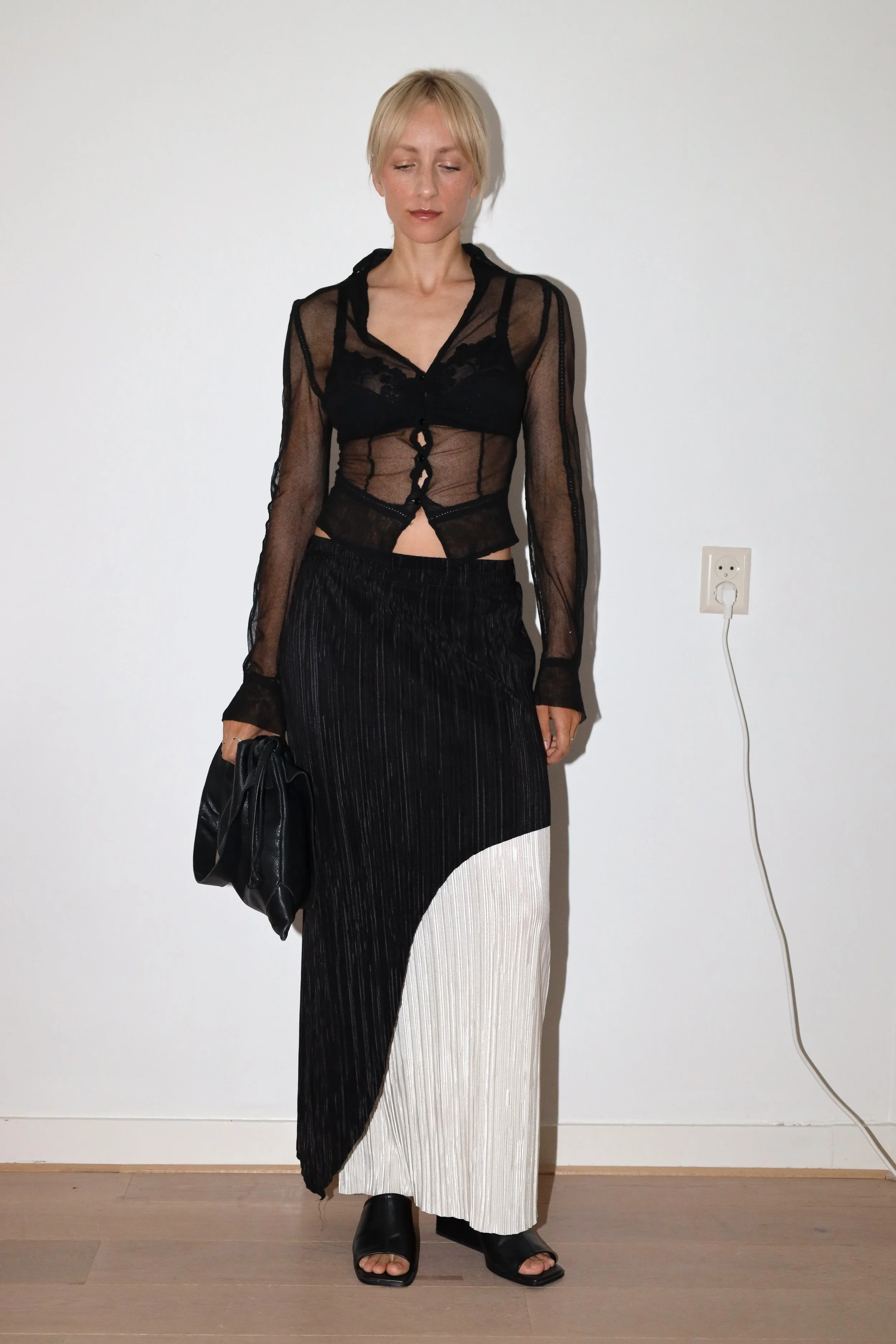 YING YANG PLEATED SKIRT