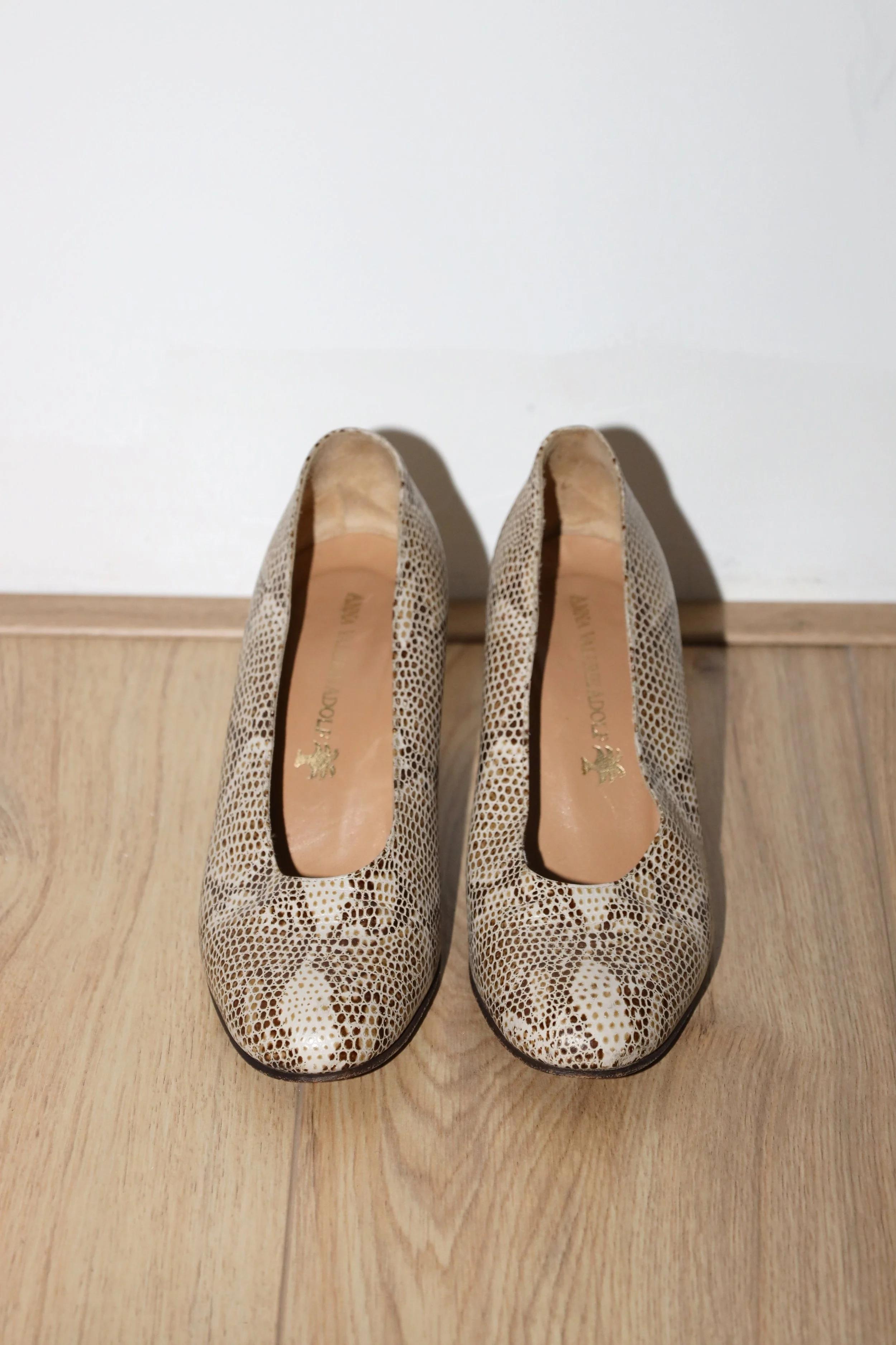 SNAKE PRINT PUMPS
