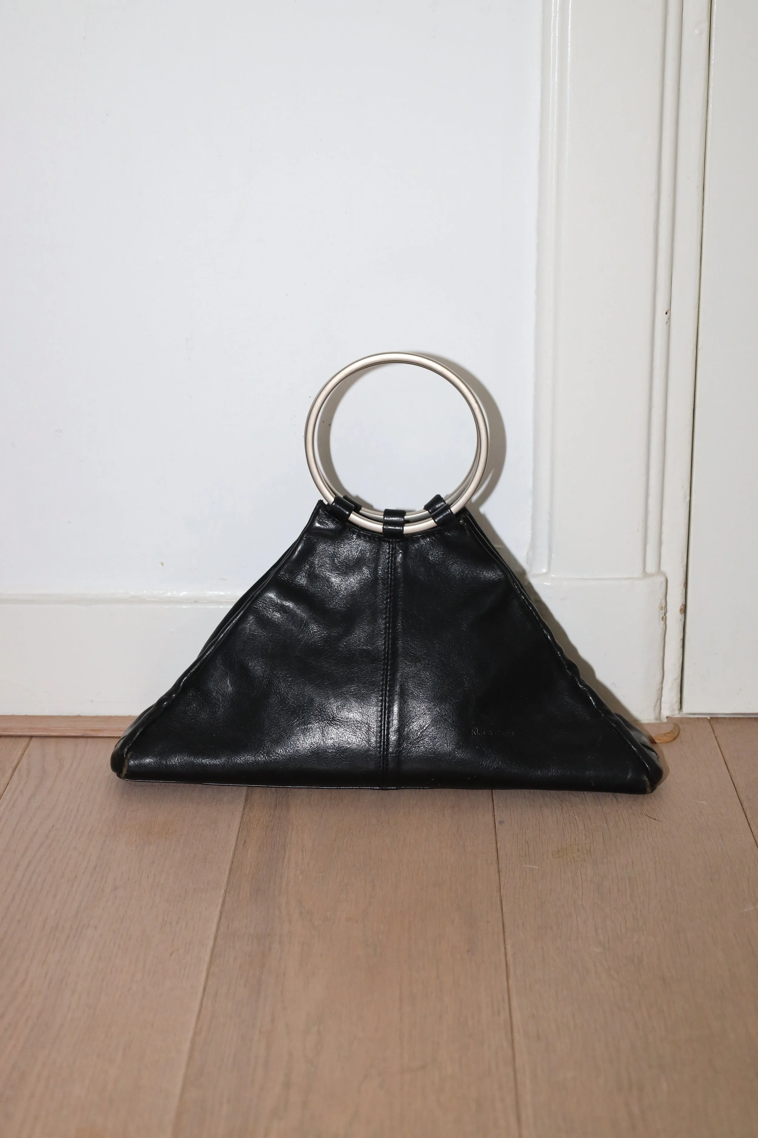 TRIANGLE BANGLE BAG
