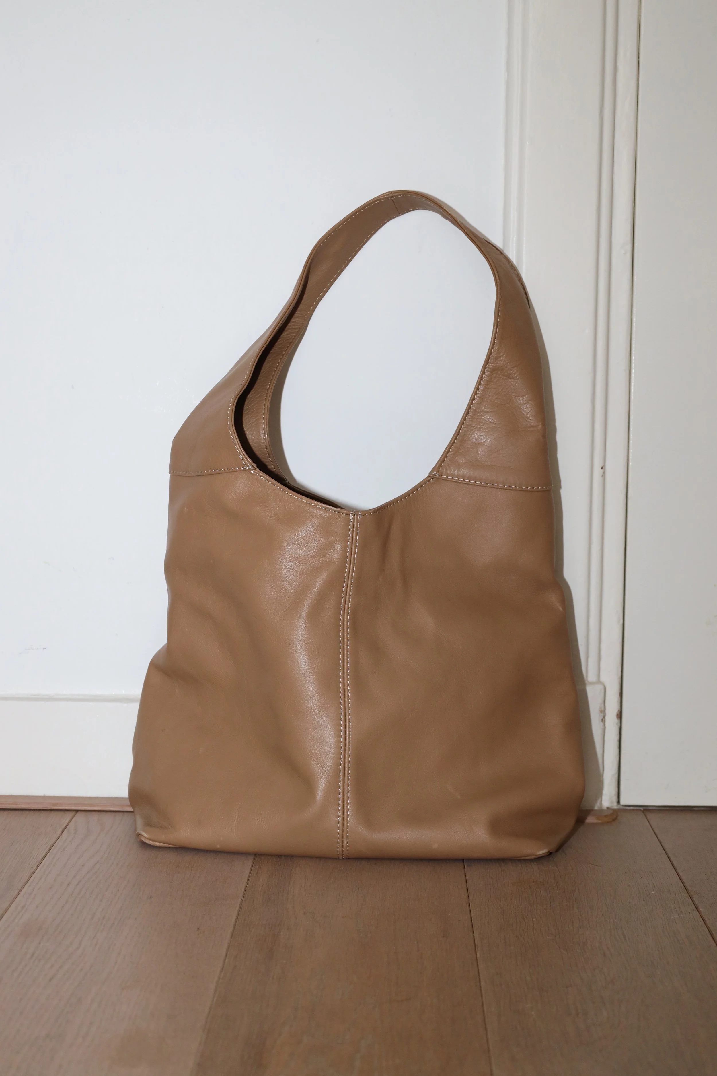 LEATHER HOBO BAG