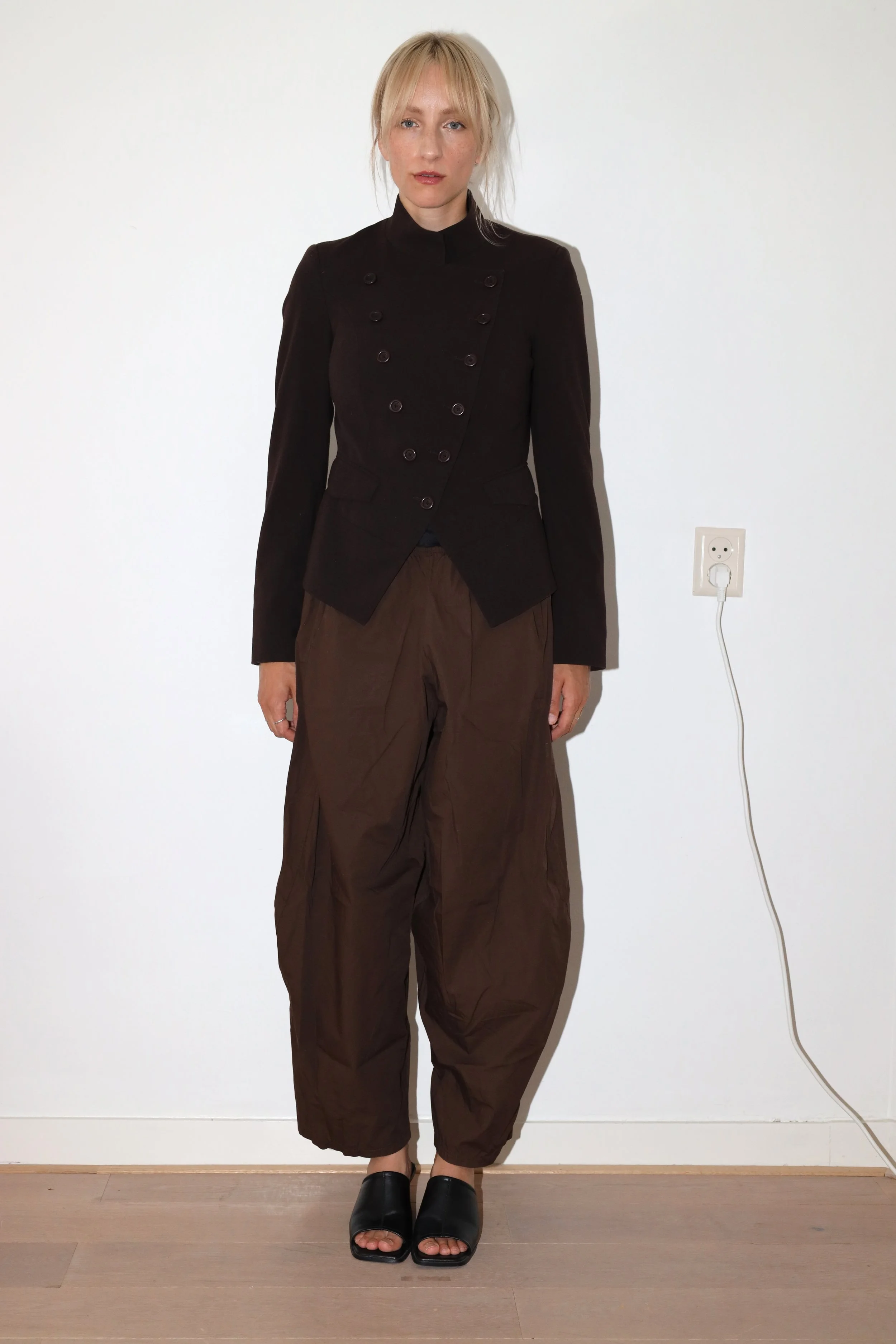 ASYMMETRICAL BLAZER