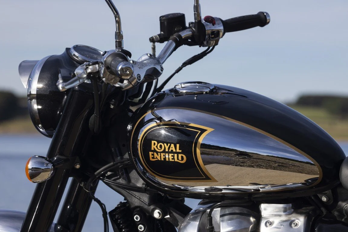 Royal Enfield Classic 650 Black-Crome detail_058_111124120741 (Střední).jpg