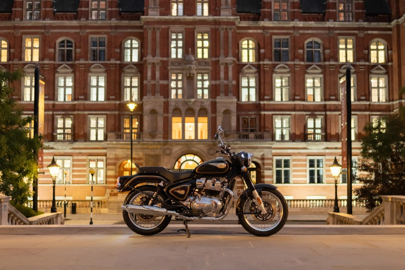 BULLET 650(10).jpg