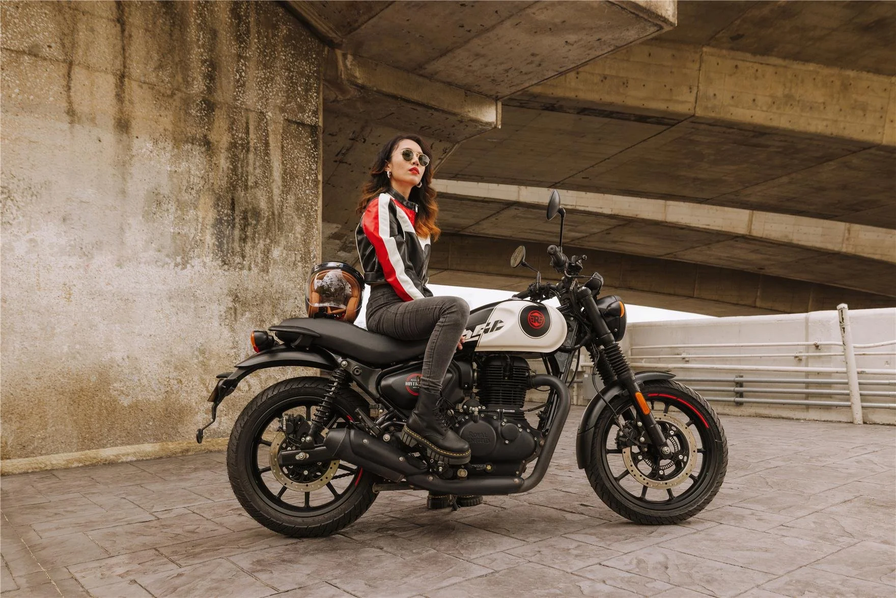 RE_Hunter_Priority Edits_Final Batch150_270226110351.jpg