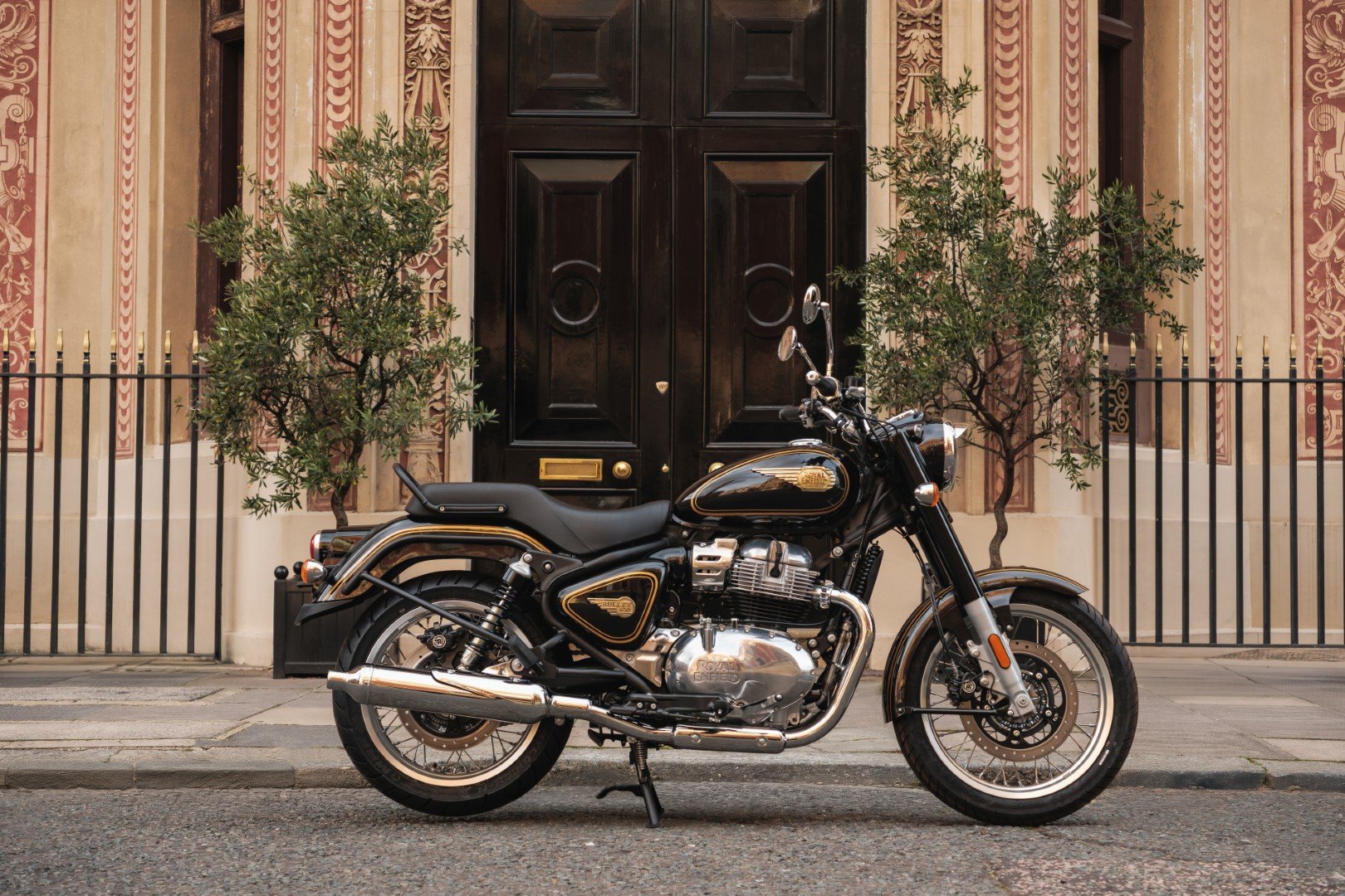 BULLET 650(7).jpg