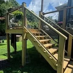 OUTDOOR LIVING