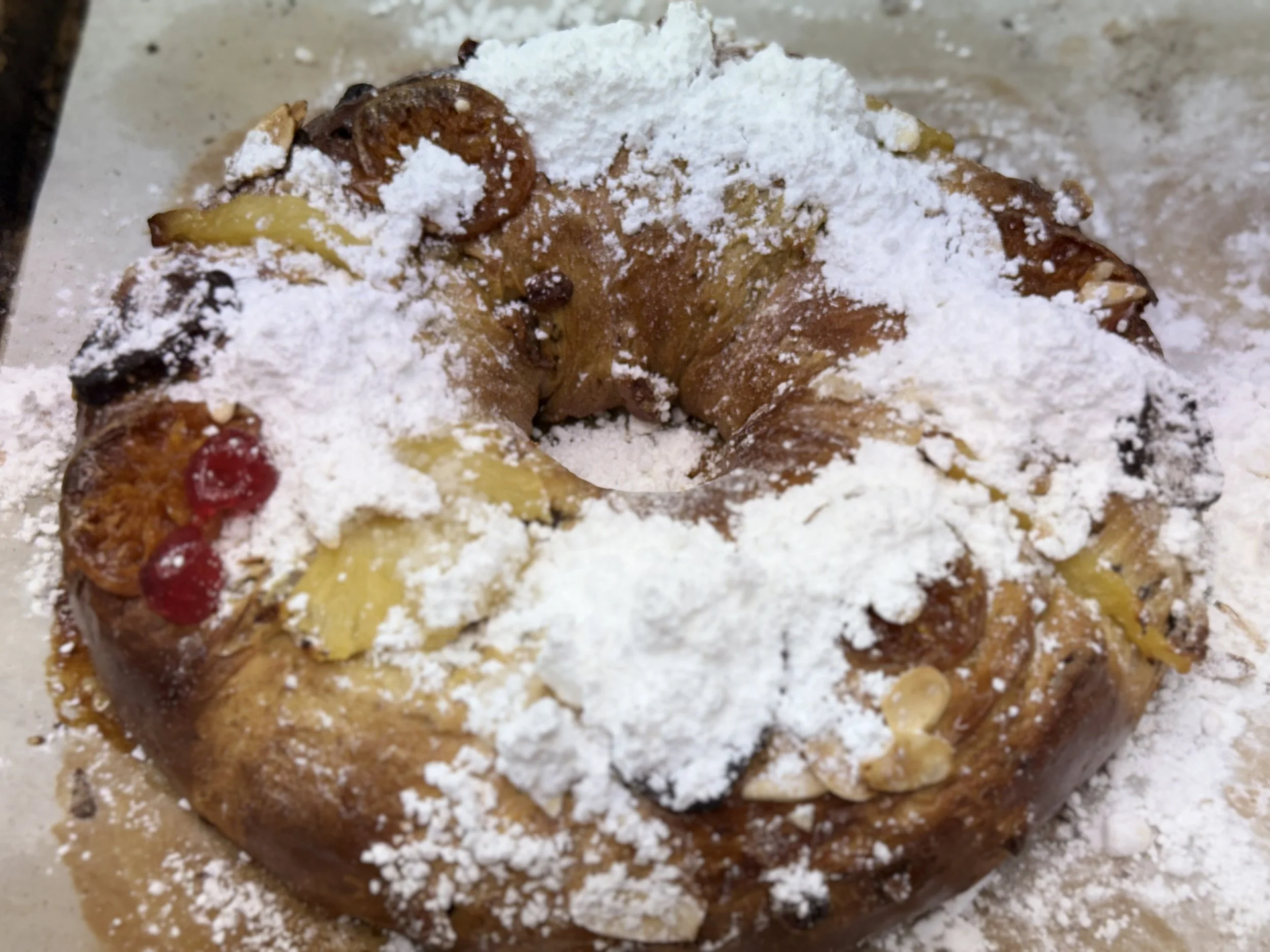 Bolo rei (Portuguese King Cake) very similar with panettone