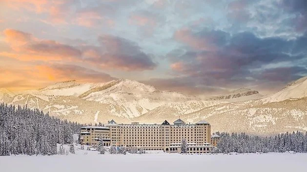 ✨ Where elegance meets the extraordinary&hellip; welcome to the Fairmont Chateau Lake Louise. ✨

Set against the iconic turquoise waters and soaring peaks of the Canadian Rockies, every moment here feels like a dream. From sunrise views that take you