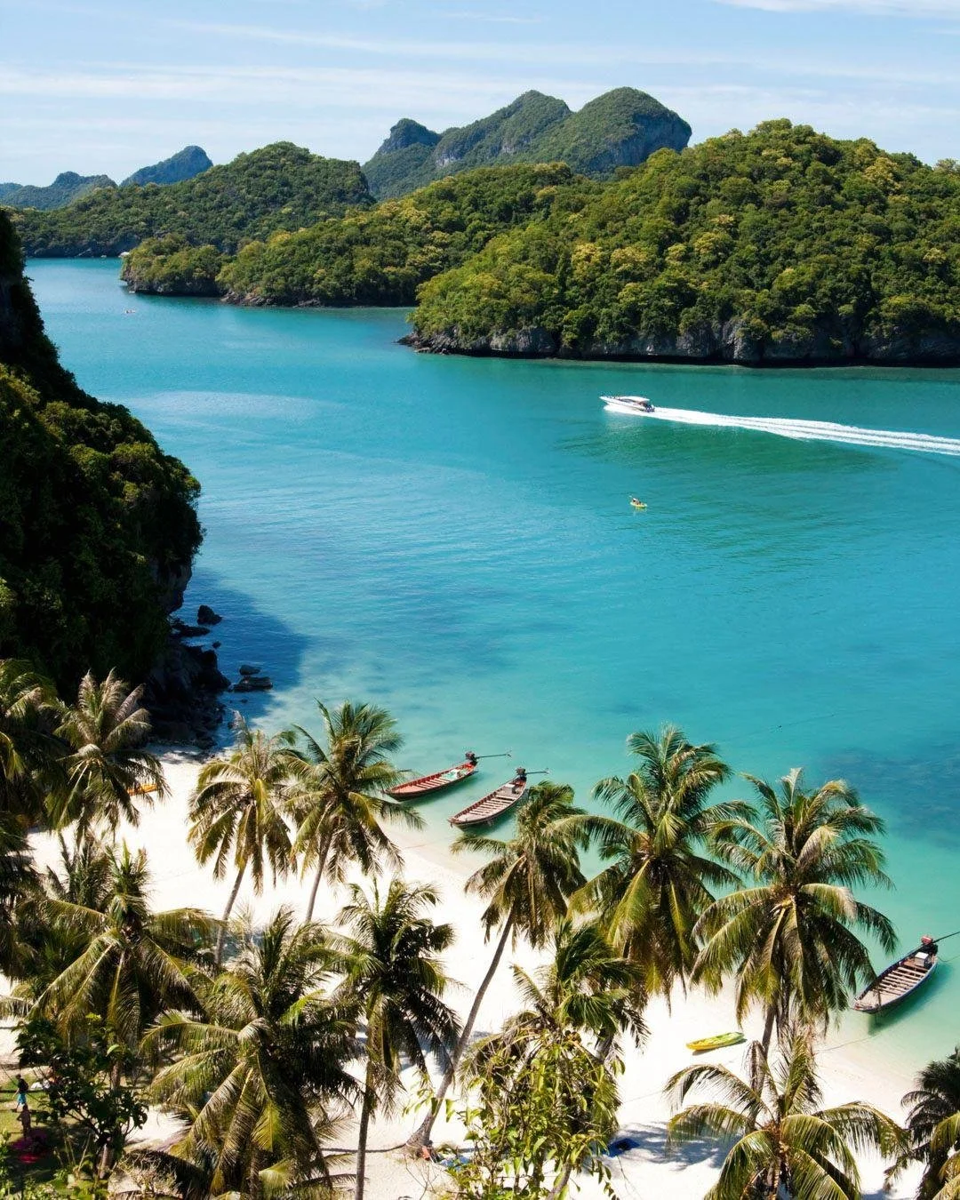 Summer travel doesn't have to mean Europe. Some of the best itineraries I'm building right now are in Southeast Asia.

The island-hopping combination of Thailand and Indonesia is one of the strongest trips I put together. Private villas, boat charter