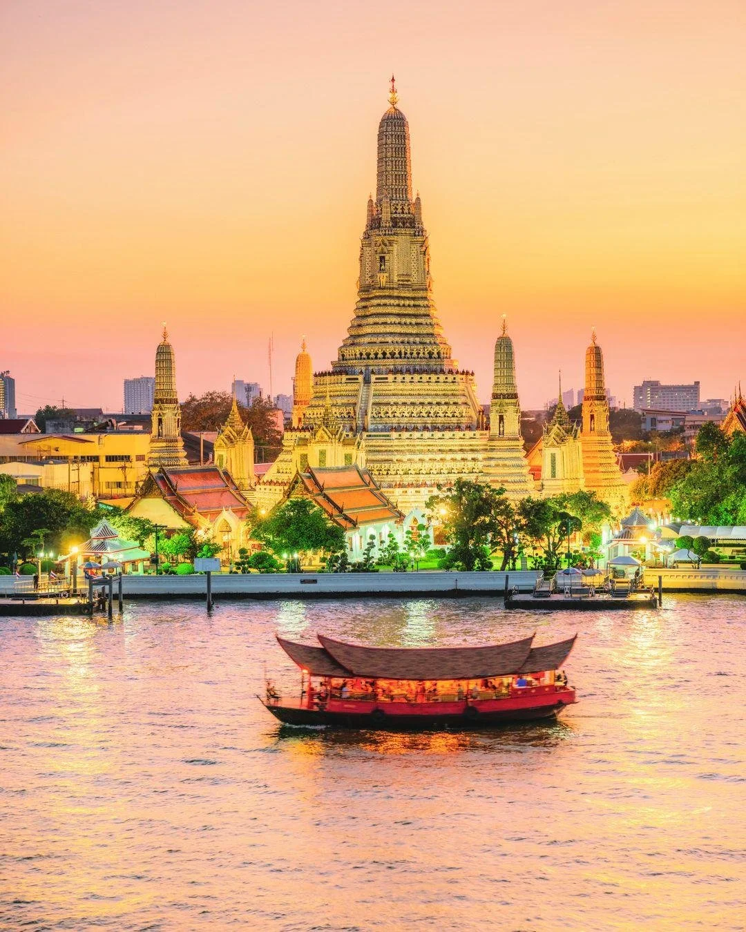 With the year more than half over, now's the perfect moment for a quick travel check-in. A few questions worth asking right now:

Holiday travel: dreaming about Thanksgiving, Christmas, or New Year&rsquo;s somewhere special? Those trips are booking n