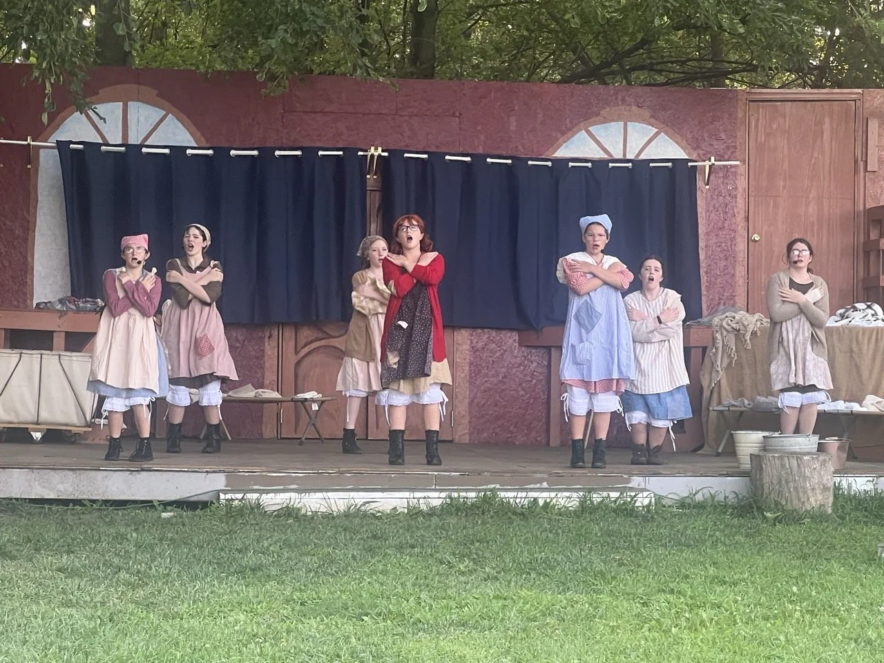 ANNIE-All photos-70817211919.jpg
