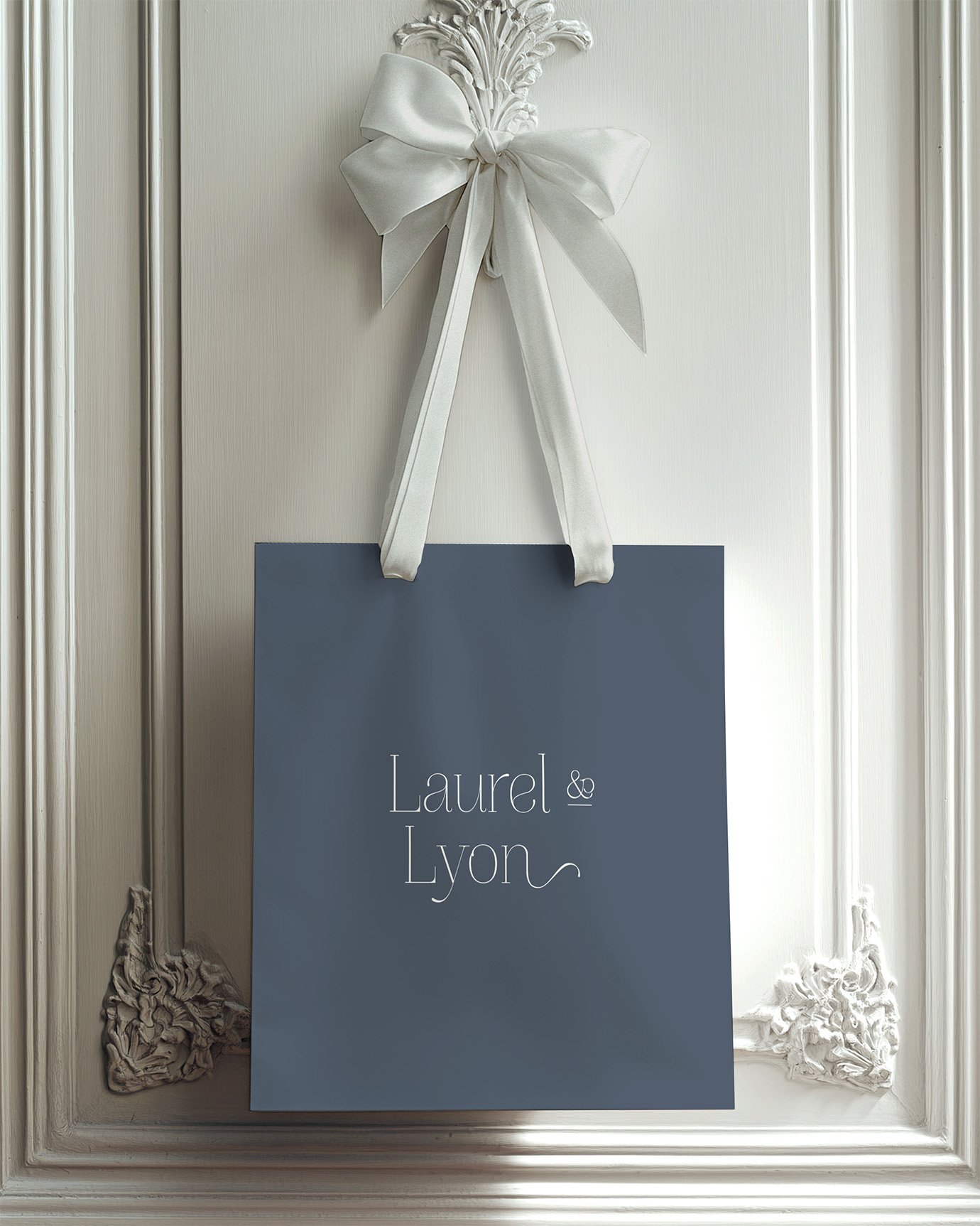 Laurel  Wedding Planner Branding bag.jpg
