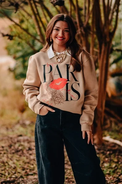 Paris Kiss Sweatshirt