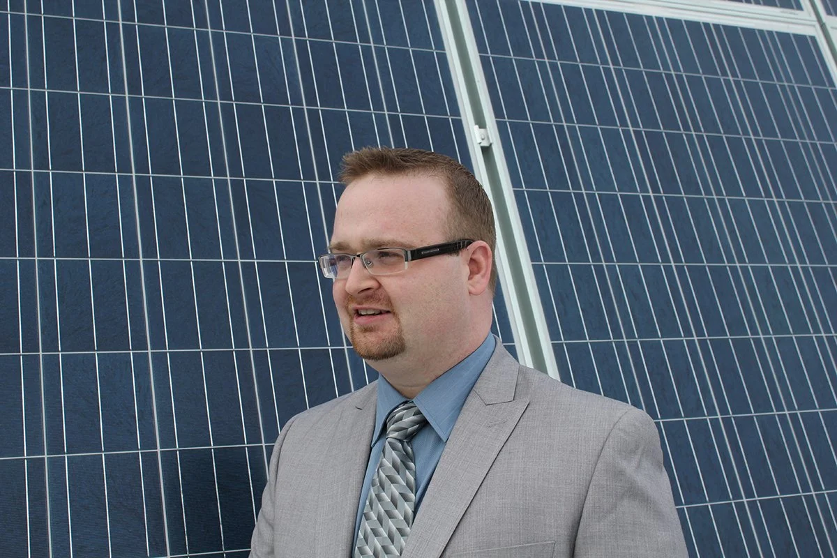 Panneaux solaires: Blais tient promesse