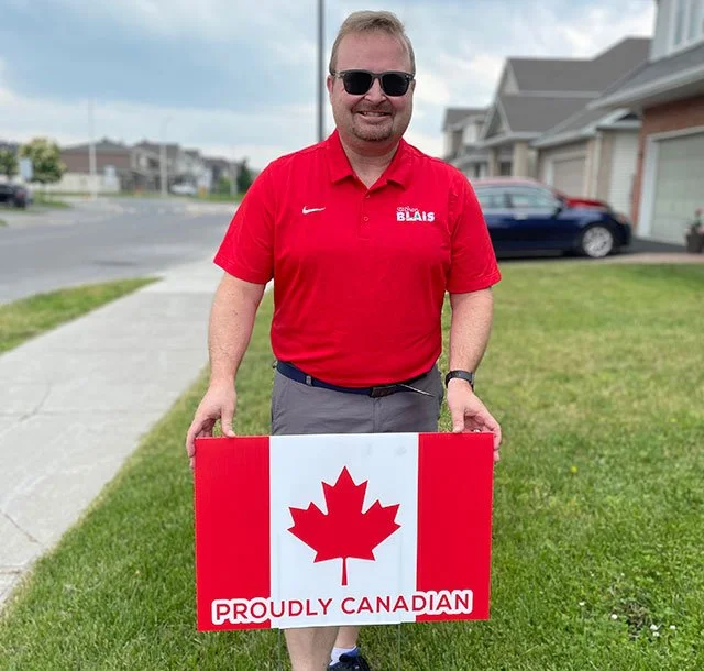 ORDER A SPECIAL LAWN SIGN TO CELEBRATE CANADA DAY 🇨🇦