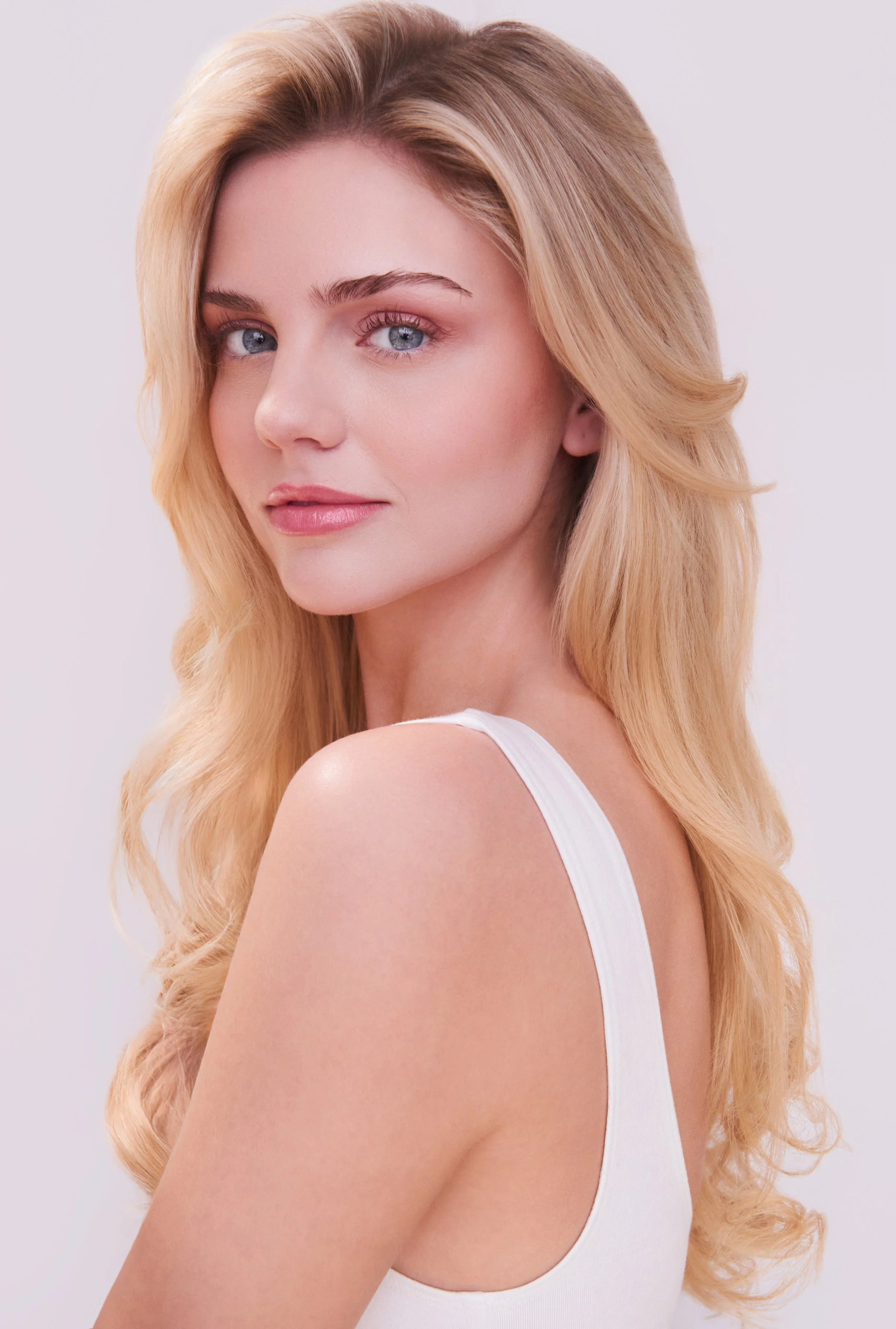 Maeve Touhey. Photography by Michael Kushner. Hair and Makeup by Samy Figaredo/Habibito NYC.