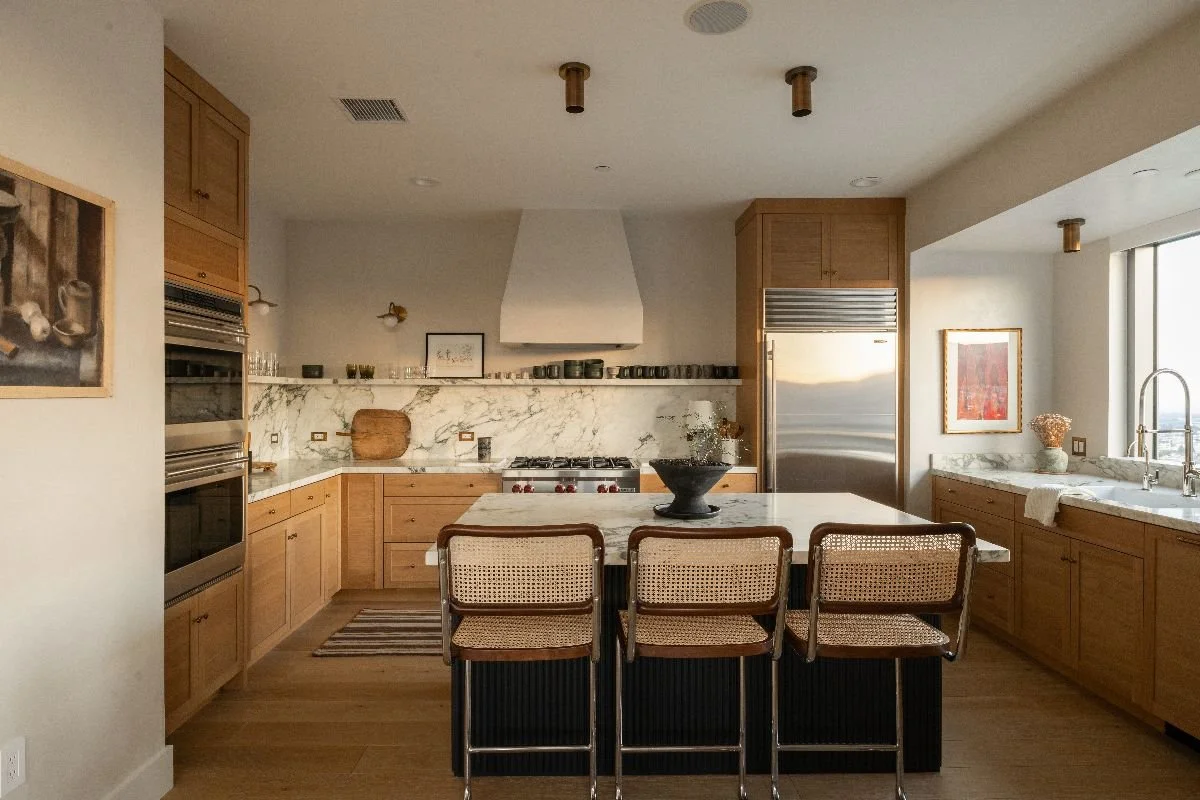 07 - 10800 Wilshire Blvd - virtuallyherestudios.com-33.jpg
