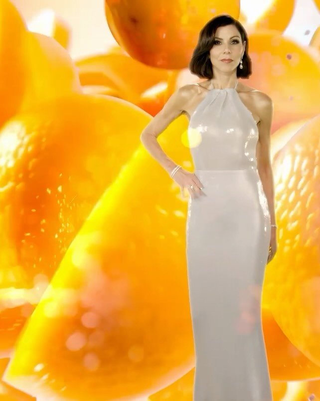 My new tagline has officially entered the chat !!! 🍊💃🏻🥂 Did you like it ??? What do you think it means for the season ? 🤔🤷🏻&zwj;♀️💃🏻

#rhoc #realhousewives #realhousewivesoforangecounty #rhocseason20 #housewifetagline