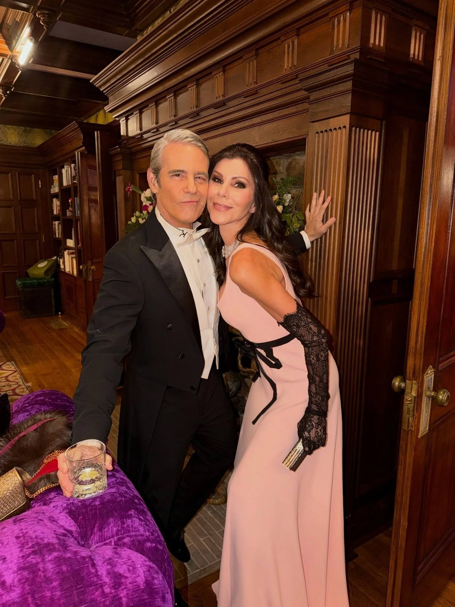 Pack your bags &hellip; we&rsquo;re going on a Girls Trip !!! 💃🏻✈️🥂 The Real Housewives Ultimate Girls Trip premieres TOMORROW !!! Here&rsquo;s a little BTS peek at the fun , friendships and chaos that happens when you put a group of Housewives on