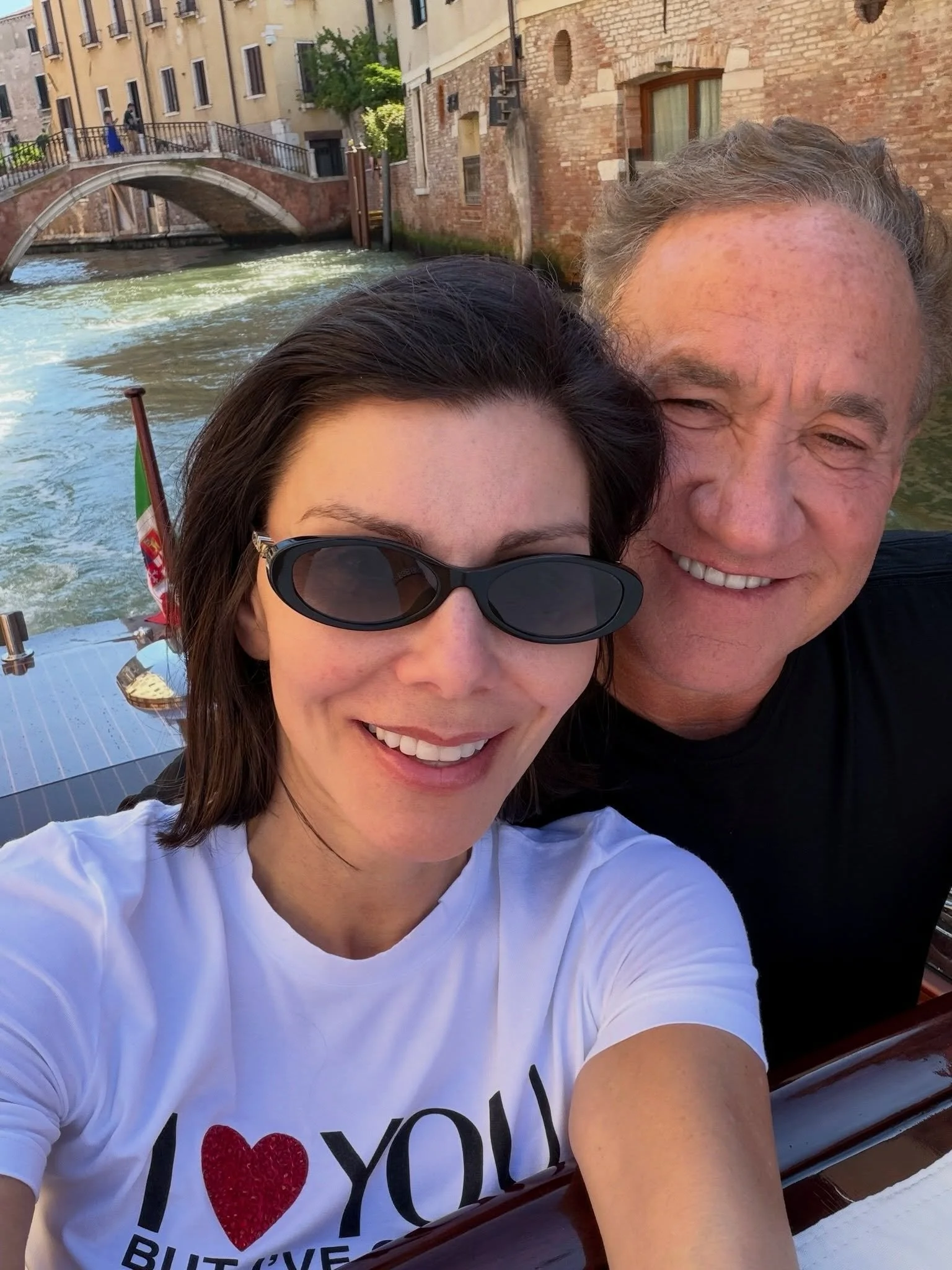 You guessed it !!! Our secret trip was to Italy &hellip; and specifically VENICE !!! 🇮🇹🥂 Taking you along day by day &hellip; swipe and come along for the ride 💃🏻🛶

First stop: JFK to Charles de Gaulle ✈️🇫🇷 Air France La Premi&egrave;re , Fre