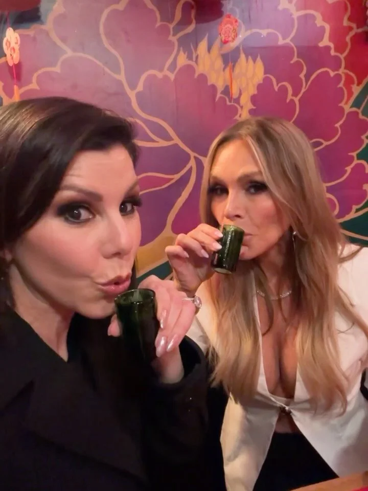 Snake sake ?!?! Trying ALL THE THINGS in Japan !!! 🤣🐍🥂🇯🇵

#rhoc #bravotv #realhousewivesoforangecounty #japantrip #traveljapan