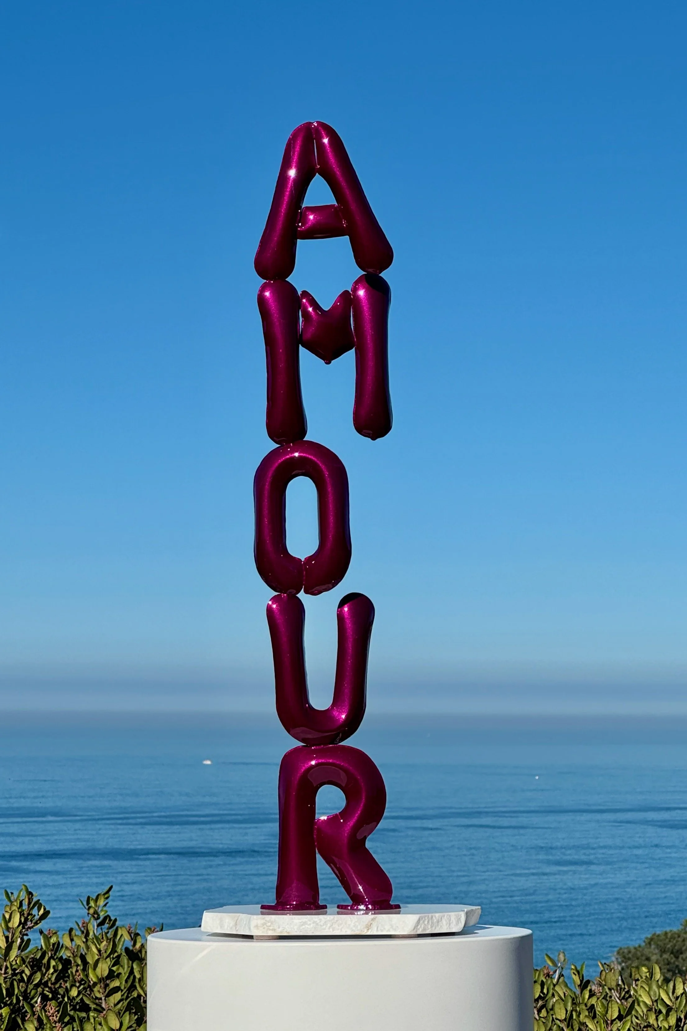 Burgeon Amour Magenta 33x10x11 - 1 of 3.jpeg