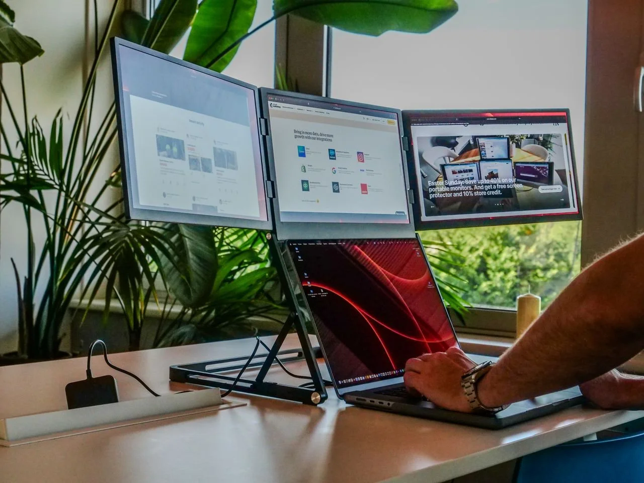 Triple   Aero   15.6"   Pro   Max