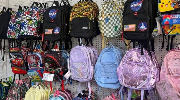 🎒 Backpacks for every day, every style, and every need!

From practical designs to the trendiest picks, Overstock Tucson has top-name backpacks at up to 75% off. Perfect for carrying your essentials whether it&rsquo;s school, running errands, or wee