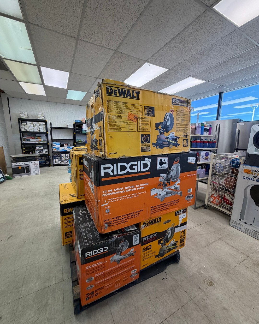 🛠️ 𝗗𝗜𝗬 𝗹𝗼𝘃𝗲𝗿𝘀, 𝗵𝗲𝗮𝗱𝘀 𝘂𝗽!

Find top brand tools like DeWalt, Ridgid, and more at up to 75% off in our warehouse. Perfect time to power up your projects without breaking the bank!

🛒 Grab your tools today at Overstock Tucson!

#Overst