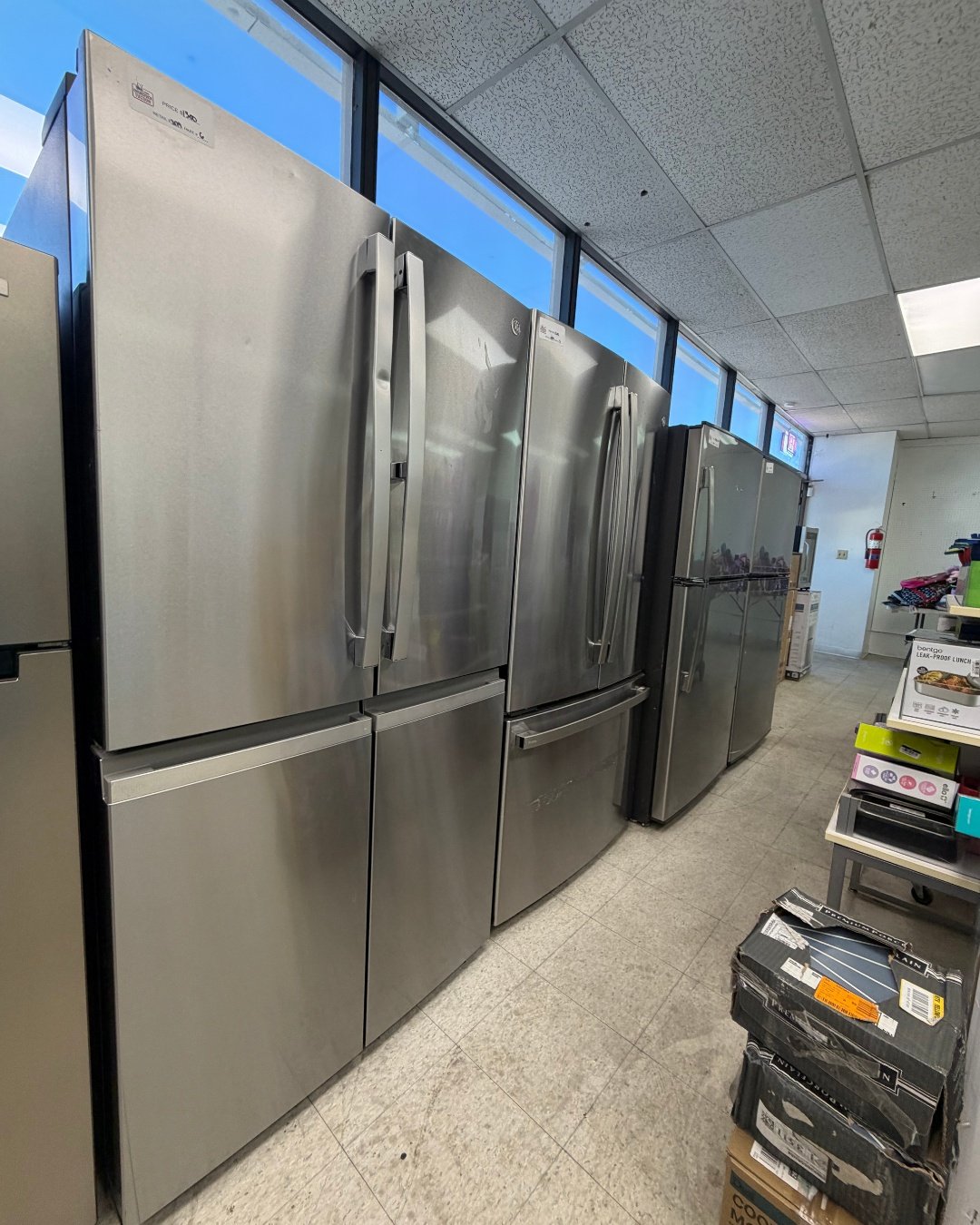 ❄️ 𝗞𝗶𝘁𝗰𝗵𝗲𝗻 𝗿𝗲𝗳𝗿𝗲𝘀𝗵 𝗮𝗹𝗲𝗿𝘁!

Stainless steel refrigerators and other appliances are here at up to 75% off. Upgrade your kitchen today with amazing warehouse savings!

🛒 Upgrade now at Overstock Tucson!

#OverstockTucson #Refrigerato