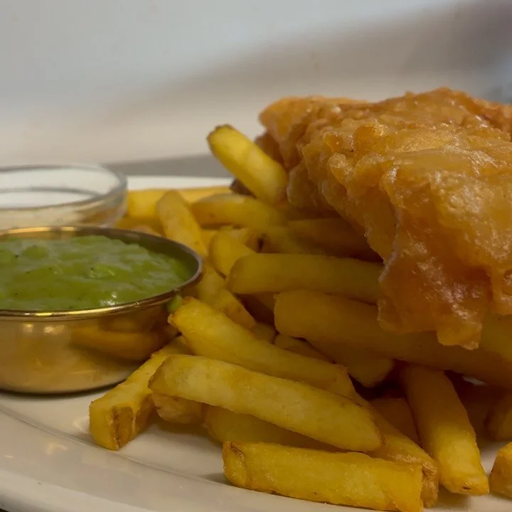 PUBLIC SERVICE ANNOUNCEMENT ‼️‼️‼️‼️‼️

FISH AND CHIPS IS BACK ON THE MENU TELL A FRIEND TO TELL A FRIEND 🐟🐟🐟🐟🐟🐟🐟