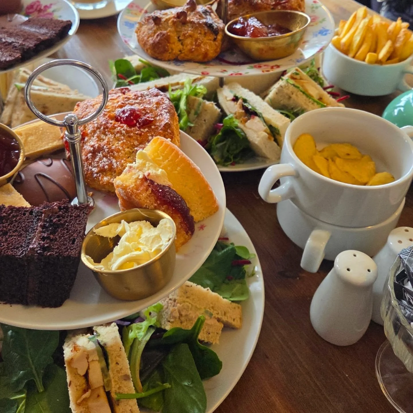 Everything made with love 💚🫖

If its a birthday, a wednesday, or a catch up, Afternoon tea is the best way to do it 

and the best afternoon tea is with us...

thevillageteapot.com
📍Walmer Bridge