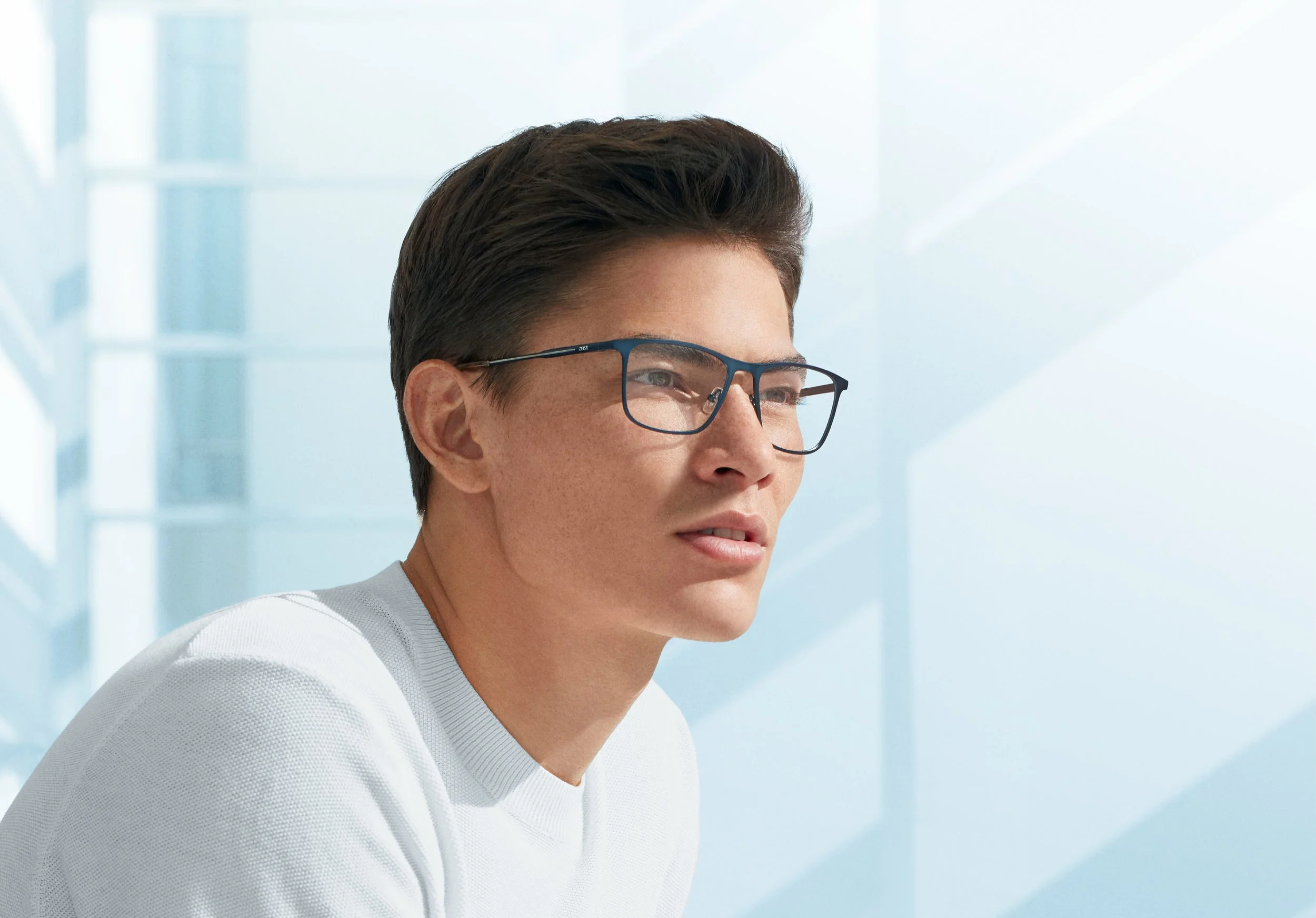 Lifestyle Retouching & Color Grading - Zeiss