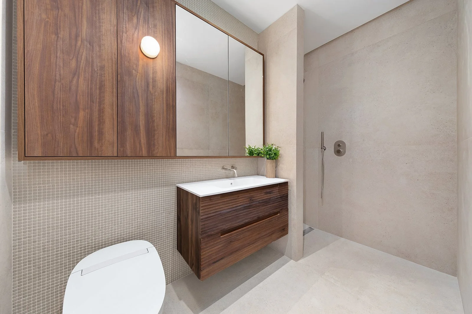 IMG_7012_MEDIUM RES.jpg