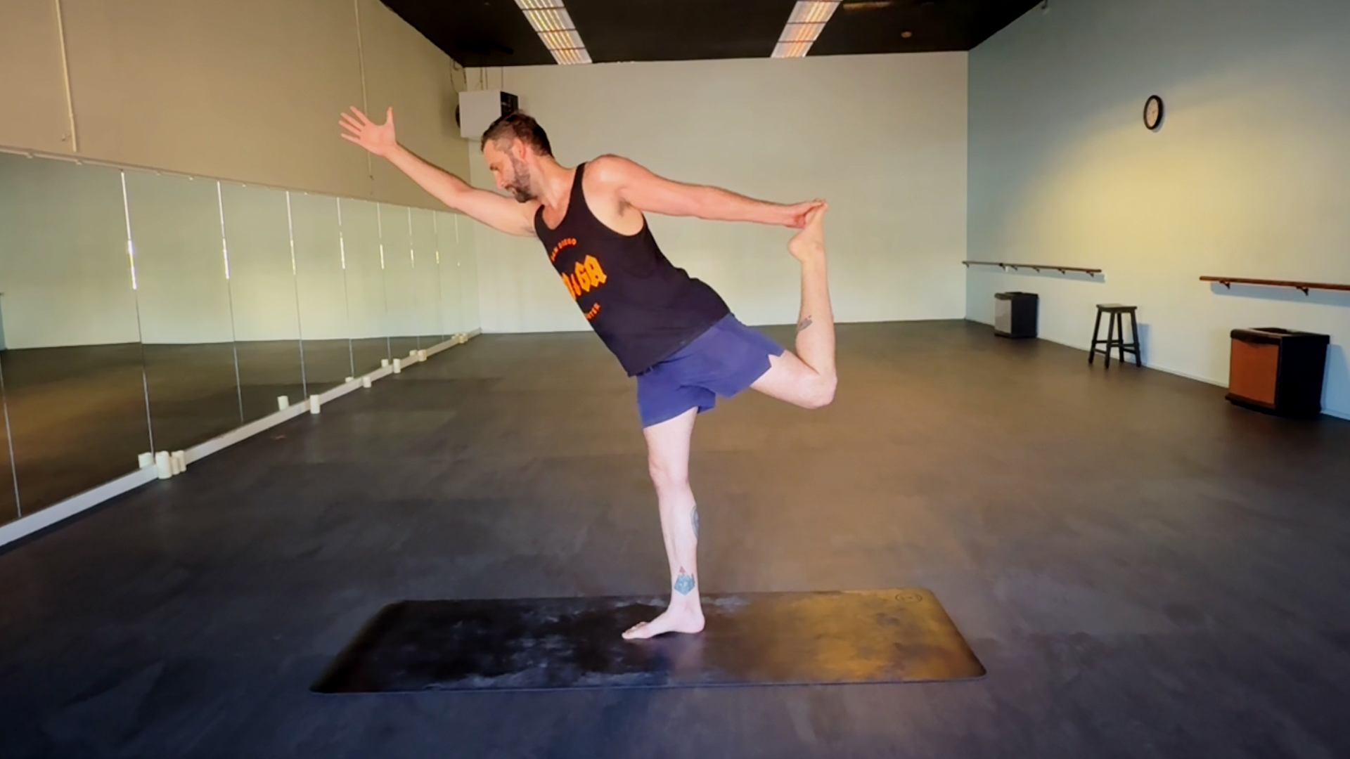 Dancer’s Pose (Natarajasana)