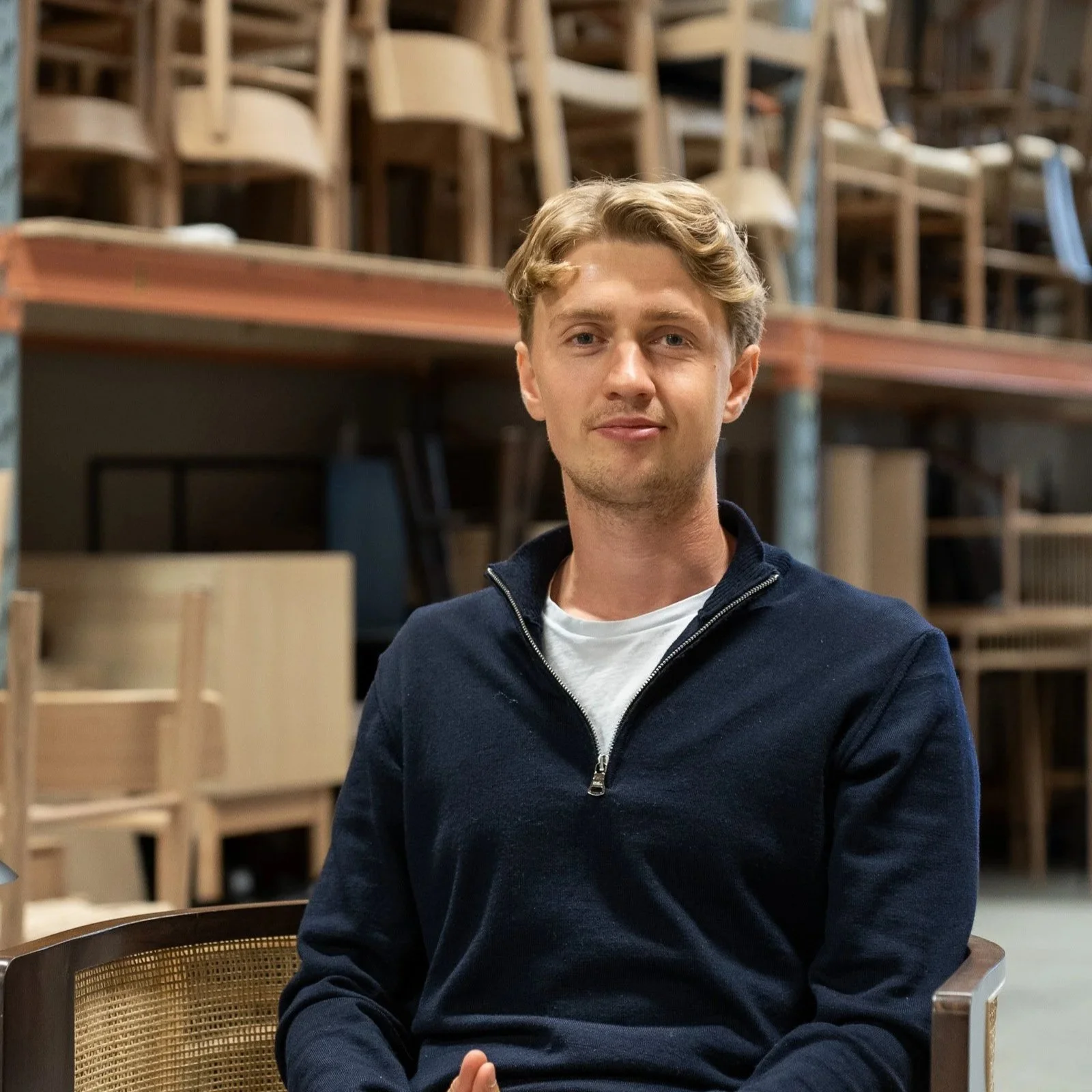 Tobias Kristoffersen, logistikkansvarlig hos Trend Boligstyling i Oslo, portrettbilde