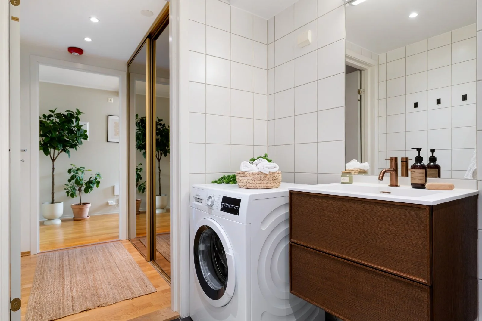Image of a bathroom