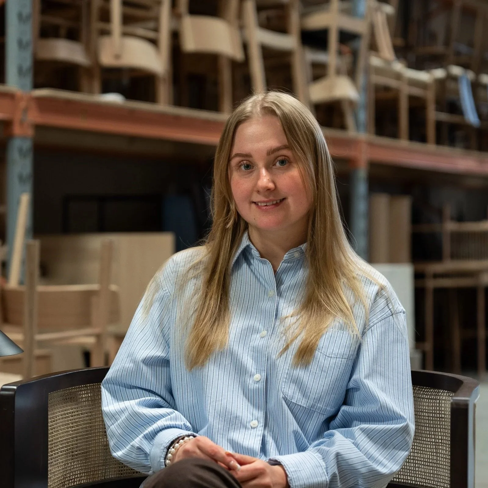 Malin Leine, interiør- og boligstylist hos Trend Boligstyling i Oslo, smilende portrett