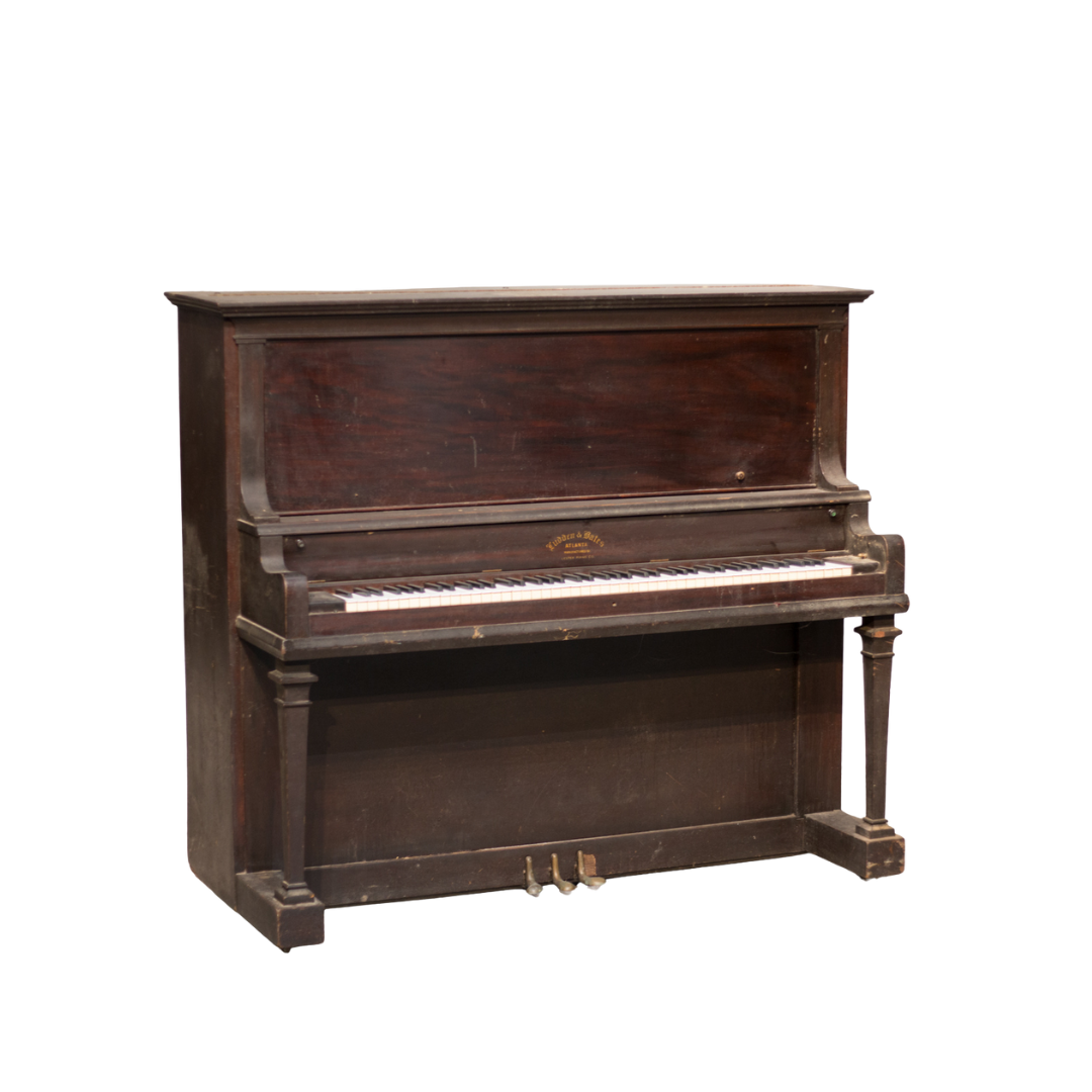 Lester Upright Piano.png