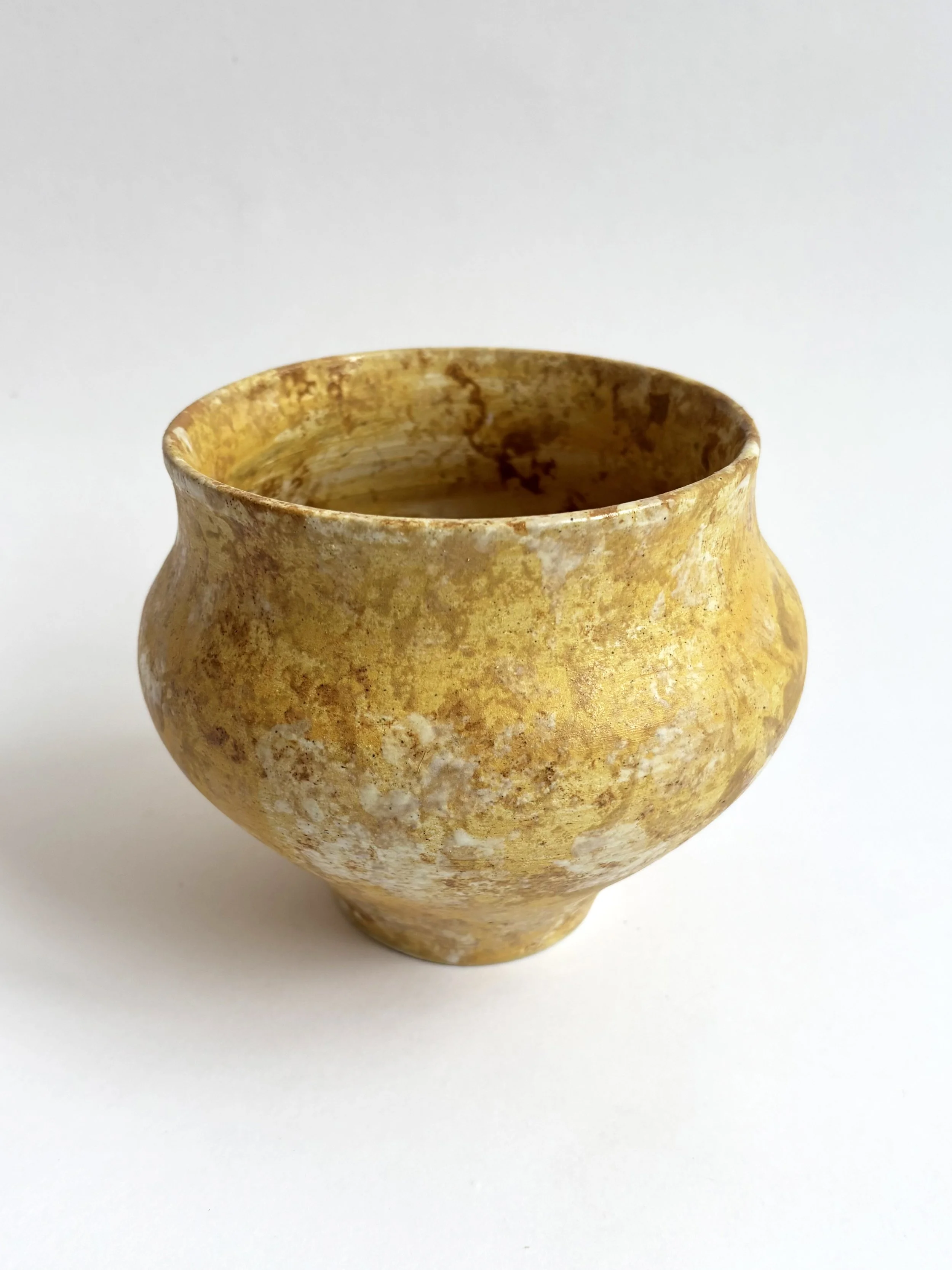 Stoneware, yellow underglaze, golden shino & white glaze - 2026