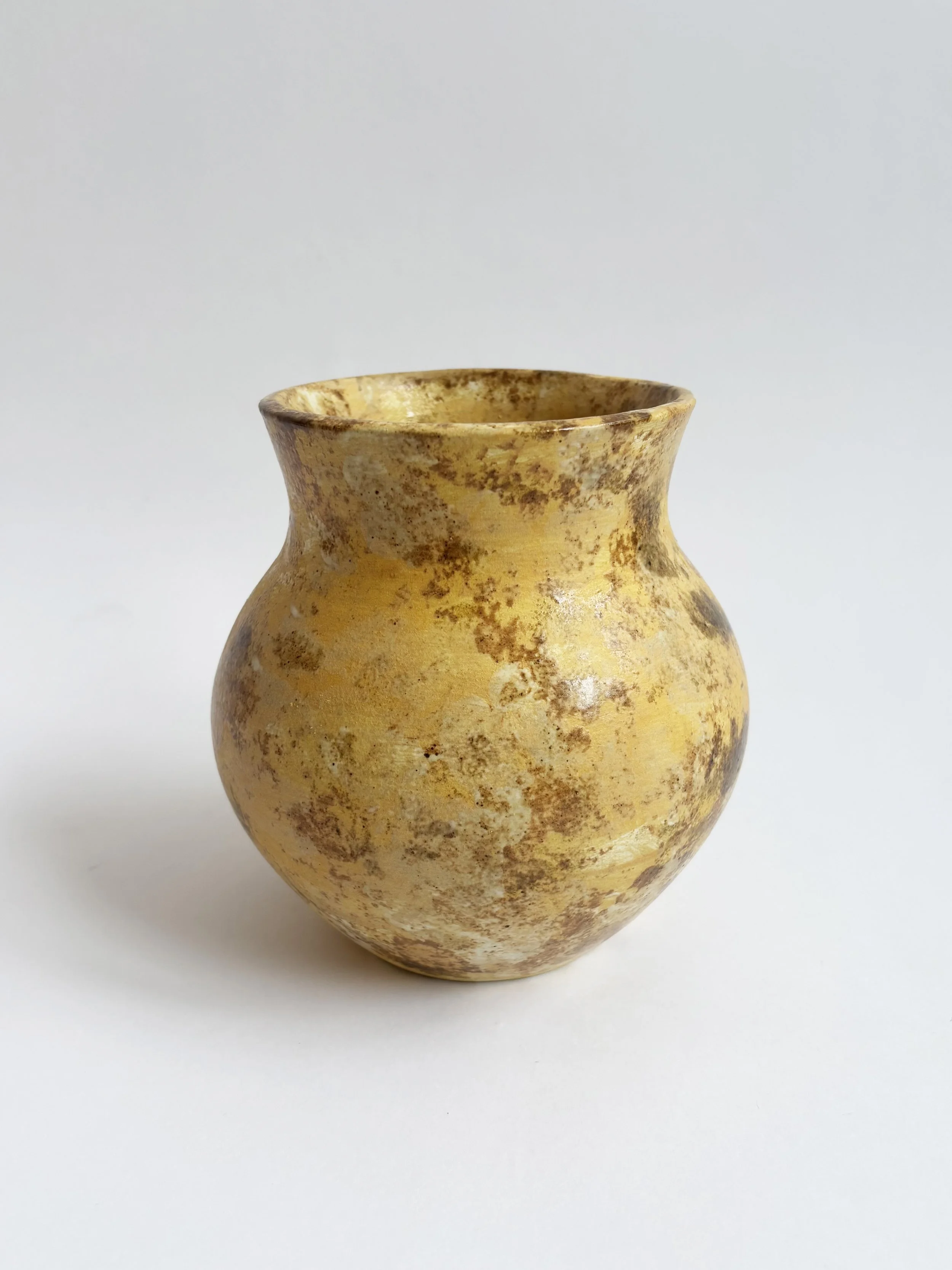 Stoneware, yellow underglaze, golden shino & white glaze - 2025