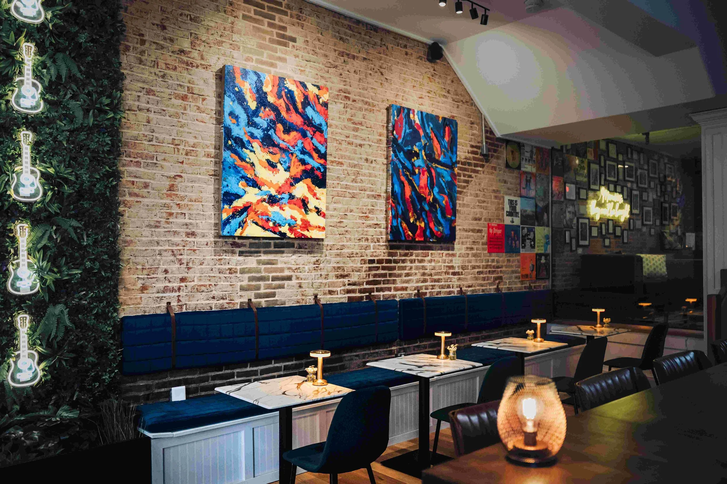 Image showing the intimate table seating and wine bar at LoCali