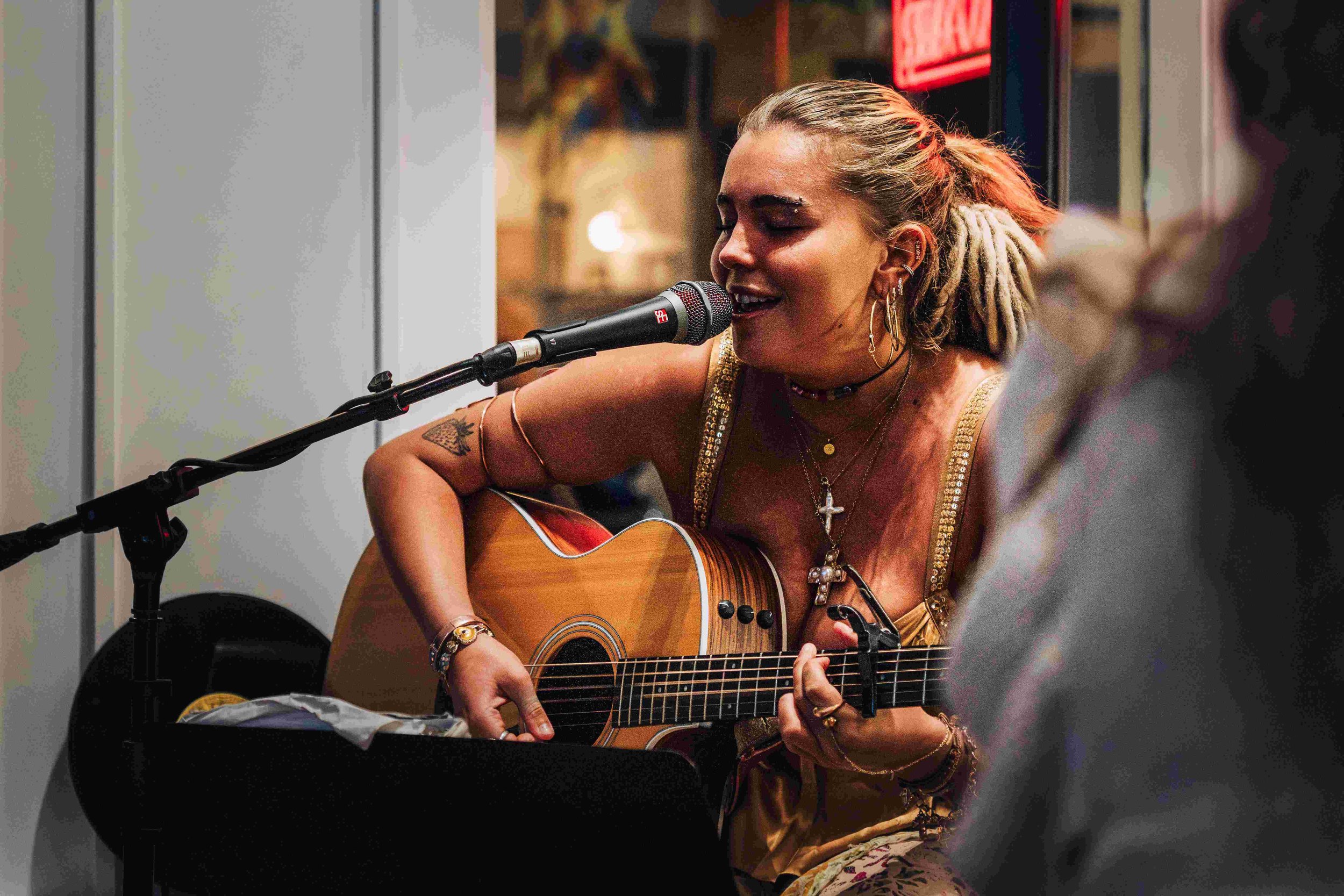 Up and coming musician Elise performs live in West Chester, PA