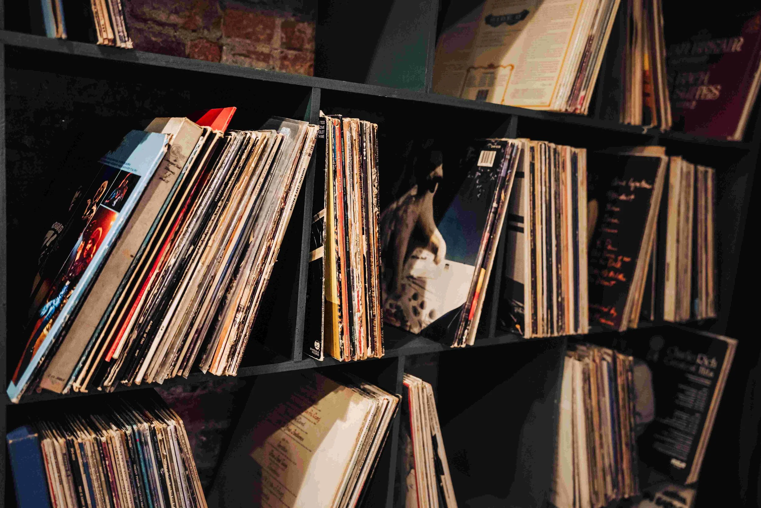 vinyl bar in west chester at locali