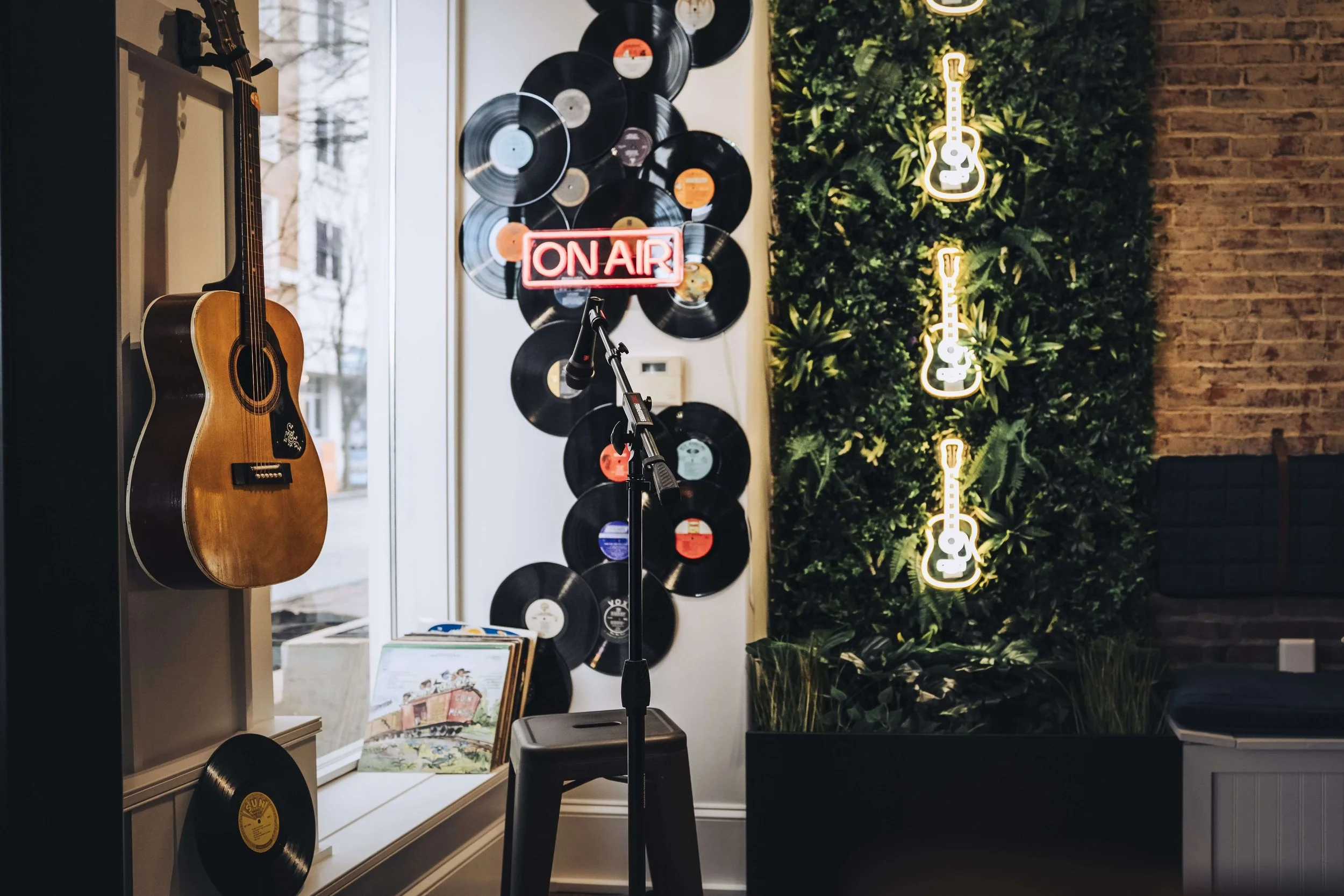 Live music corner at locali