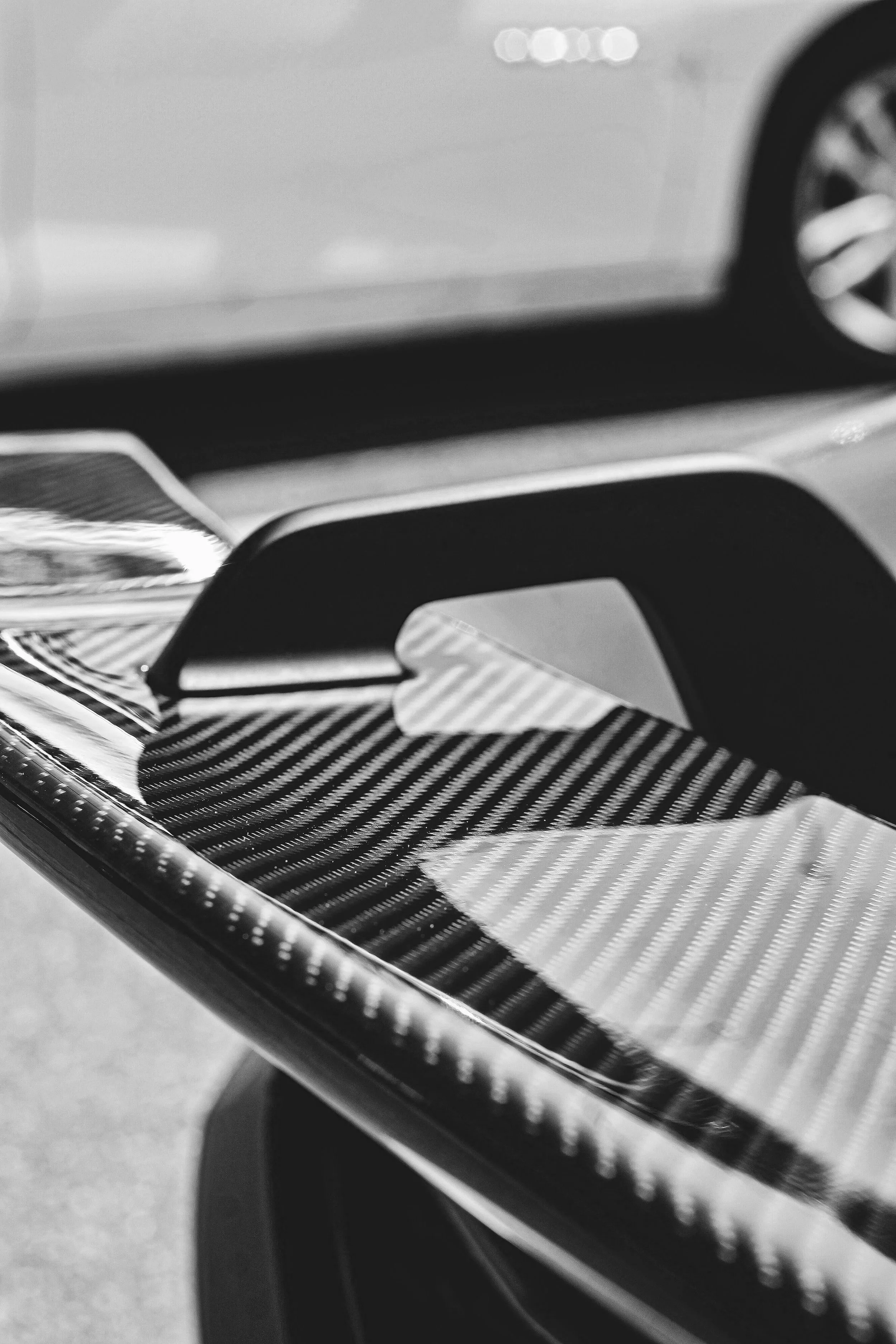 Remote purchase-risk assessment for buyers considering a Porsche.