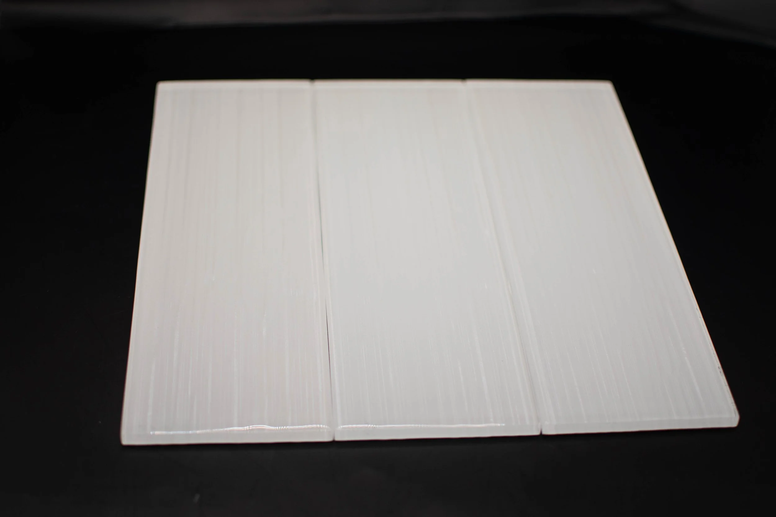 Crystal White Ice Glass AMT 209-3.jpg