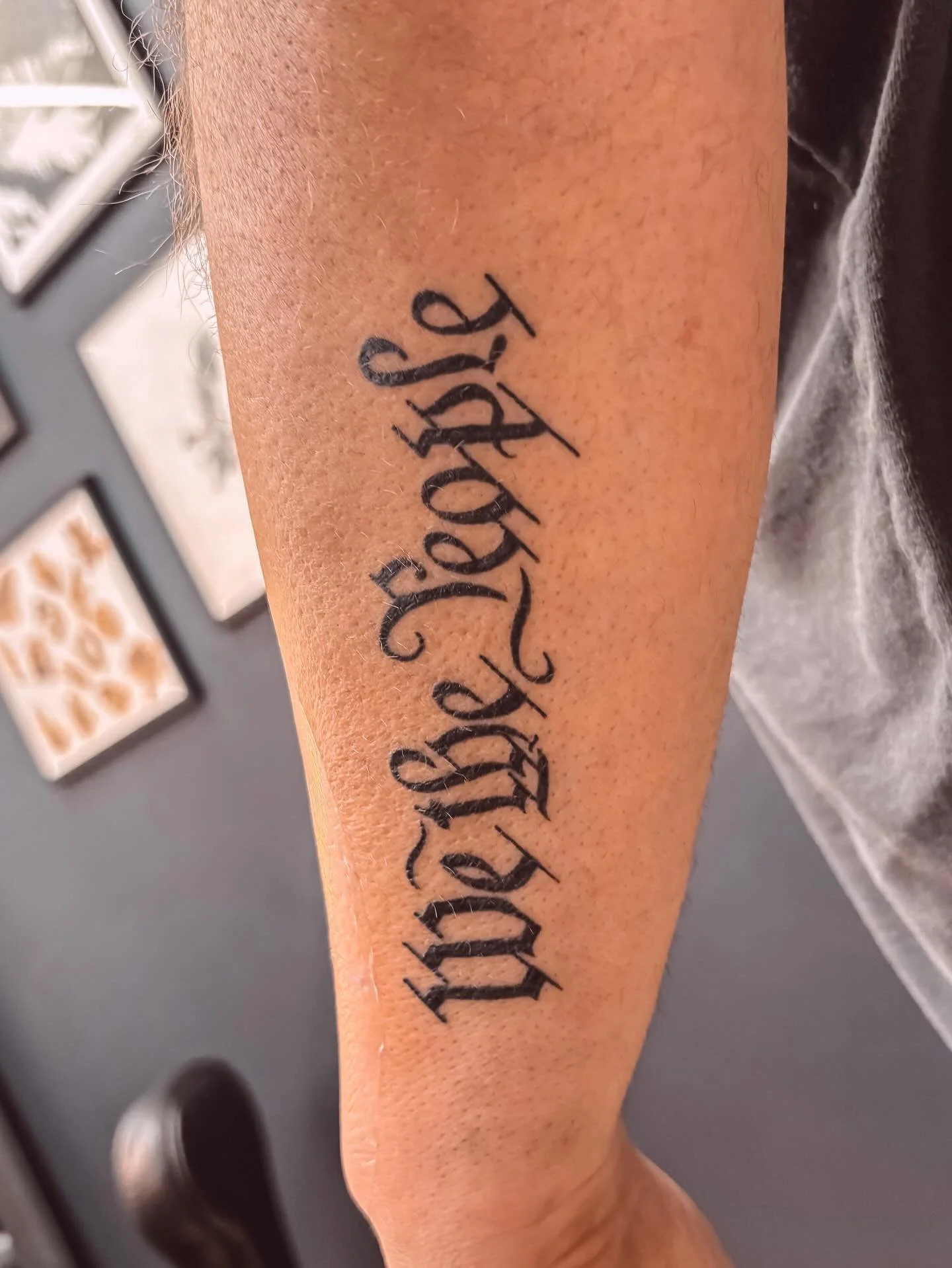 Healed vs Fresh

The true test of the craft isn&rsquo;t how it looks under the shop lights&mdash;it&rsquo;s how it lives in the skin months later.

Stoked to see this "We The People" piece back in the studio to further develop his half slee