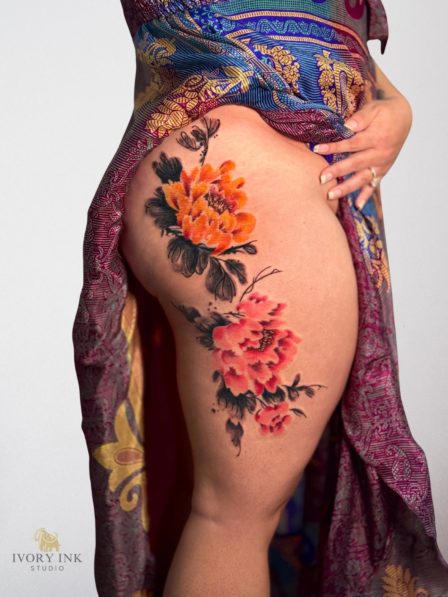 A symbol of wealth, beauty, and good fortune. 🌸

DM for a quote 💌
&bull;
&bull;
&bull;
#orlandotattooartist #kissimmeetattooartist #orlandotattoostudio #kissimmeetattoostudio #chinesewatercolortattoo